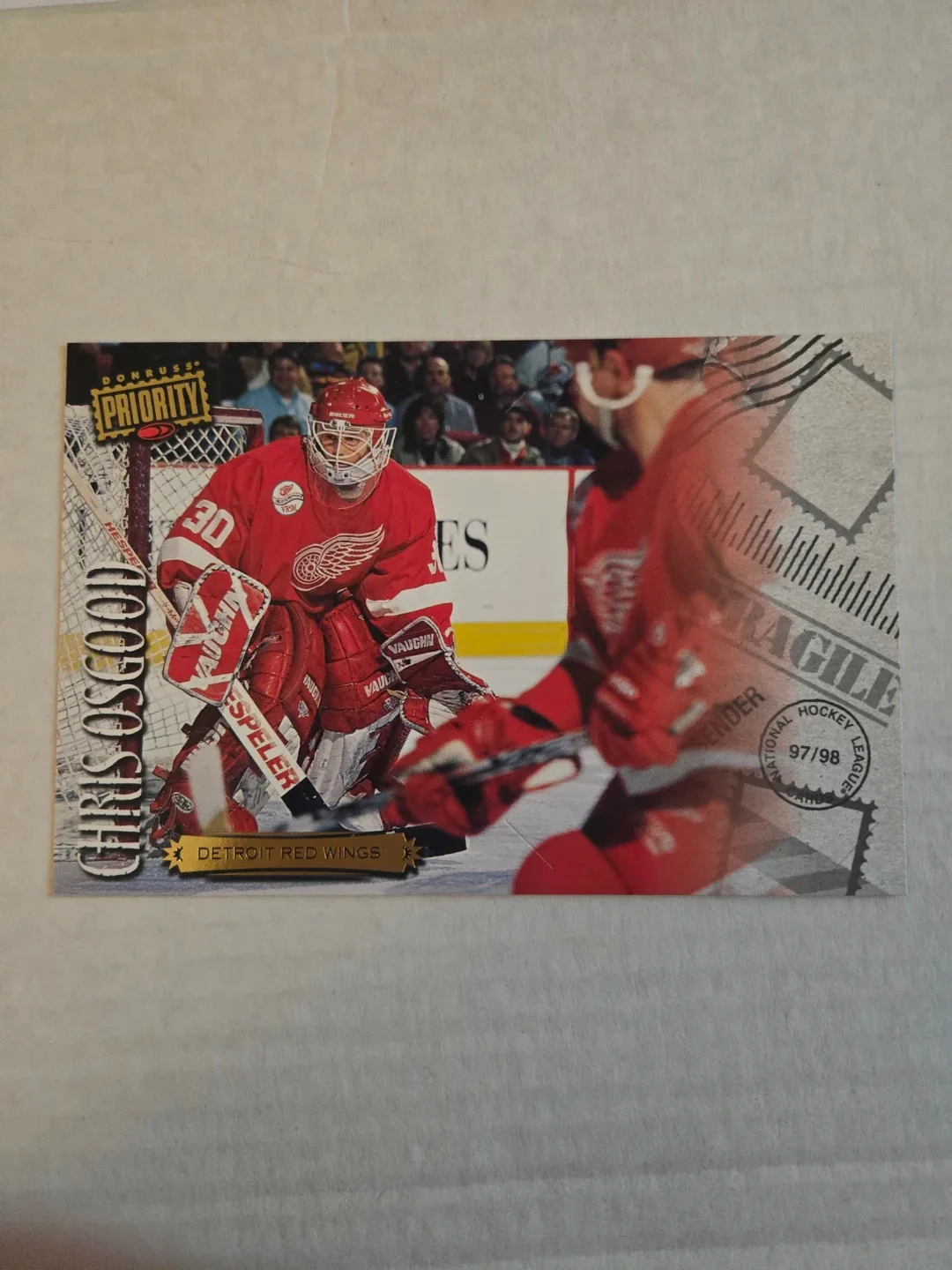 1997-98 Donruss Chris Osgood Detroit Red Wings Hockey card