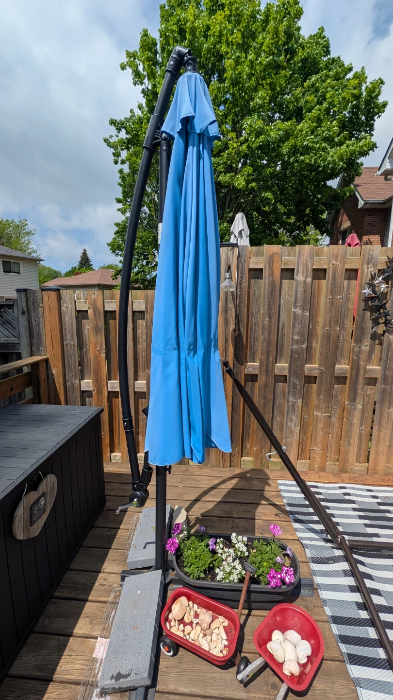 Blue Offset Cantilever Patio Umbrella with stand - photo 3