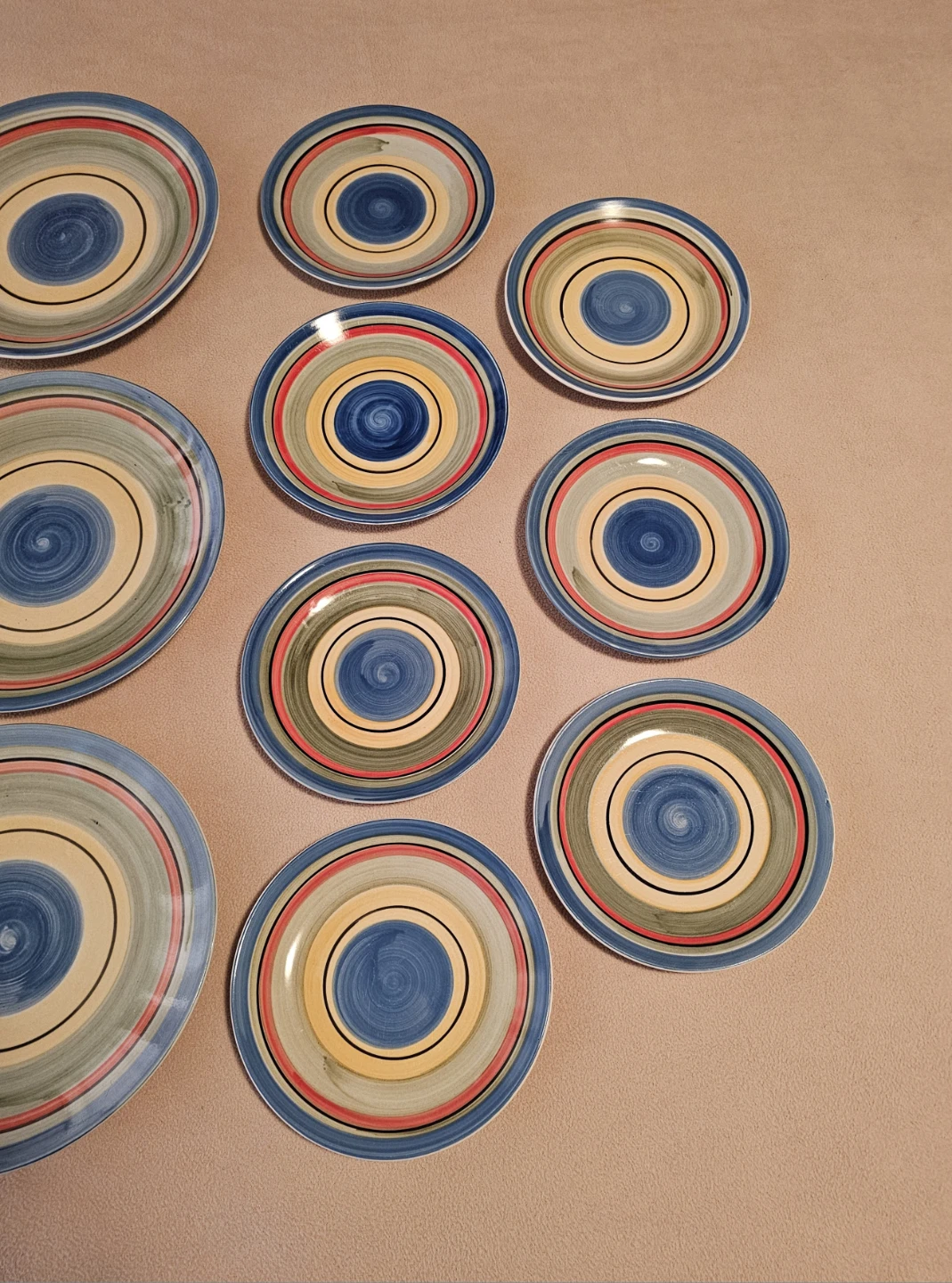$4 for All Gibson Plates 13-piece Set - photo 3