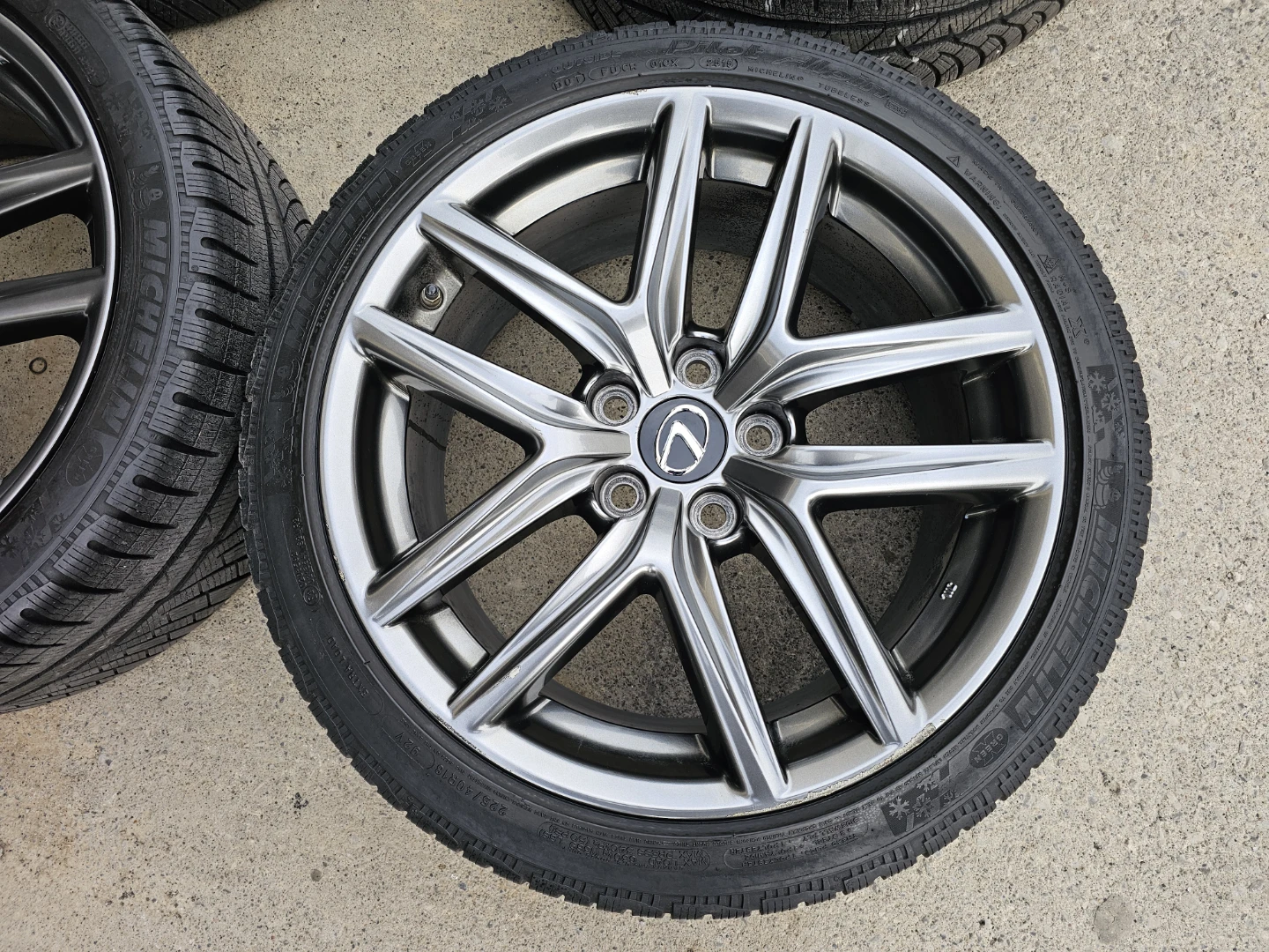 LEXUS IS, ES O.E.M RIMS AND WINTER TIRES - photo 4