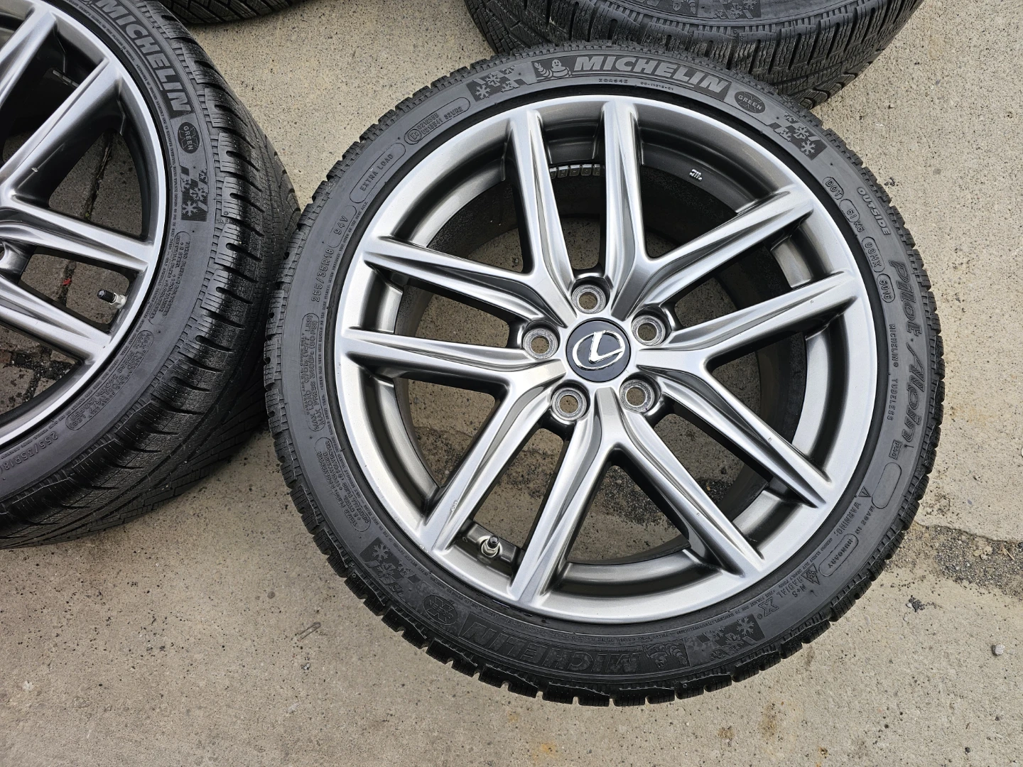 LEXUS IS, ES O.E.M RIMS AND WINTER TIRES - photo 5