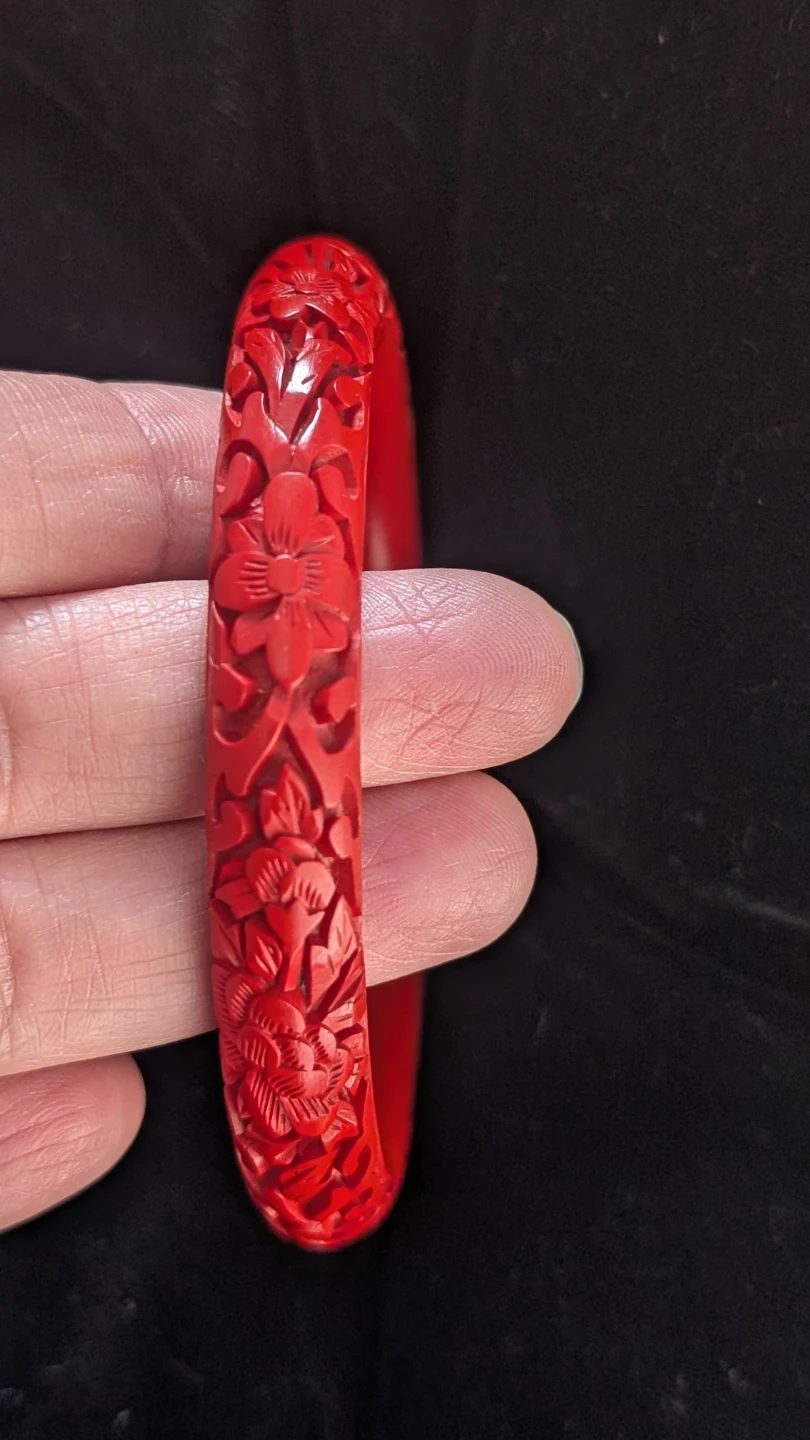 Red Carved Cinnabar Floral Bangle Bracelet - photo 5