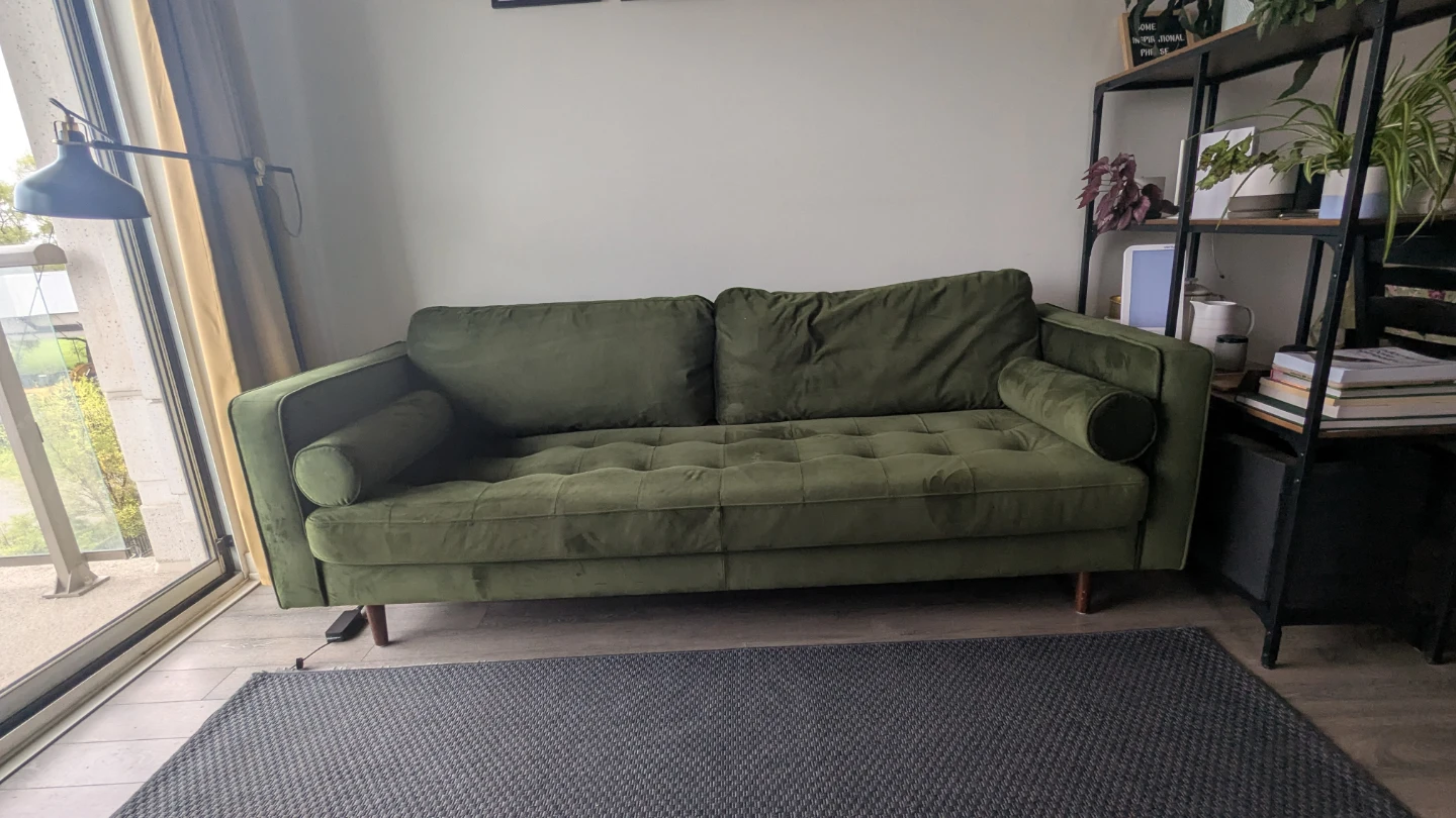 Moving Sale - 3-Seater Green Velvet Sofa - photo 2