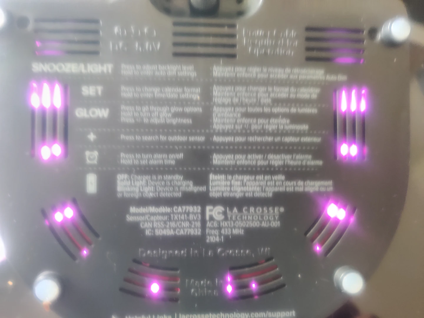 La Crosse Technology Snooze & Light Alarm Clock - photo 2