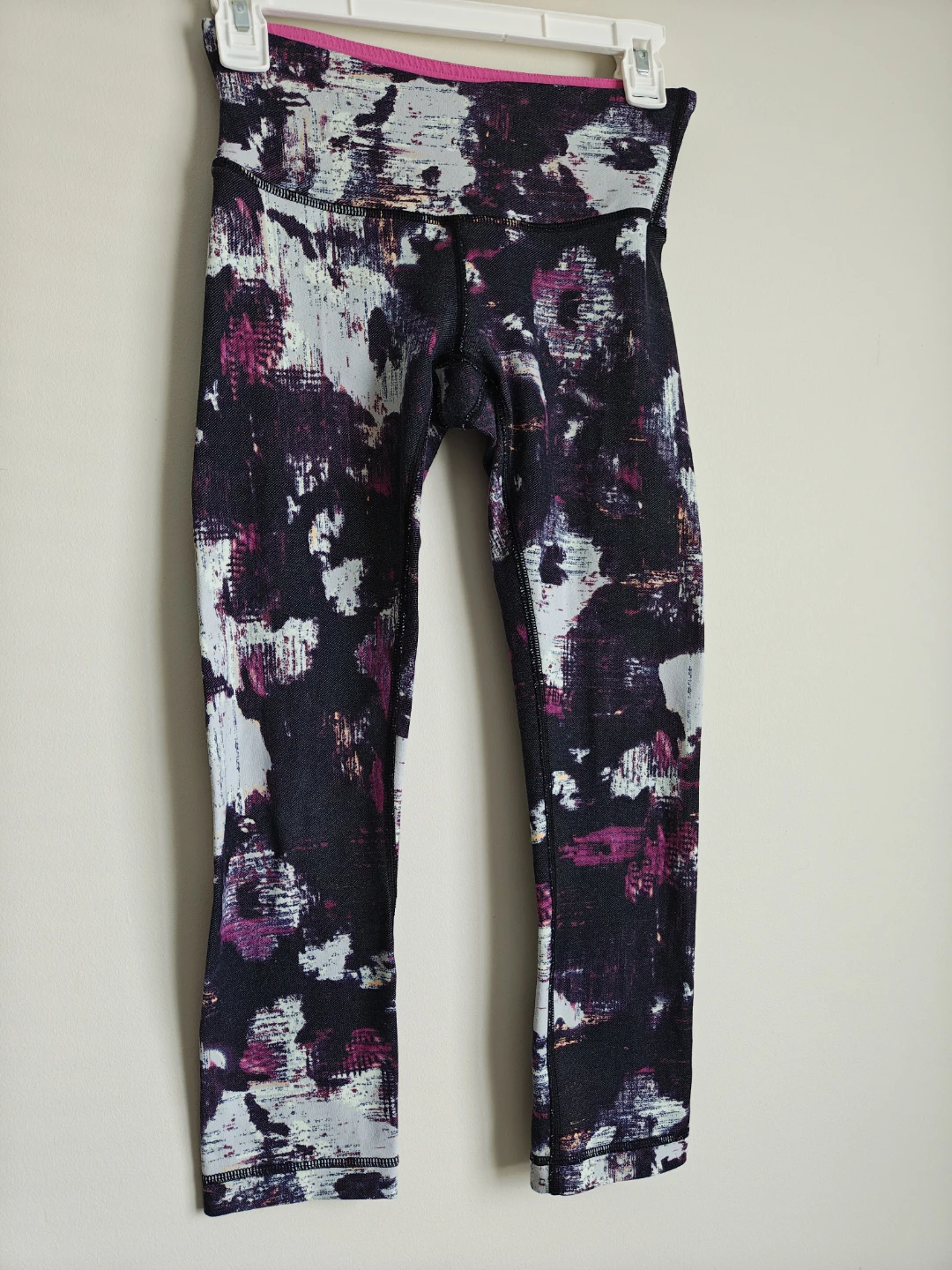 Lululemon Women's Printed Capri Leggings - photo 2