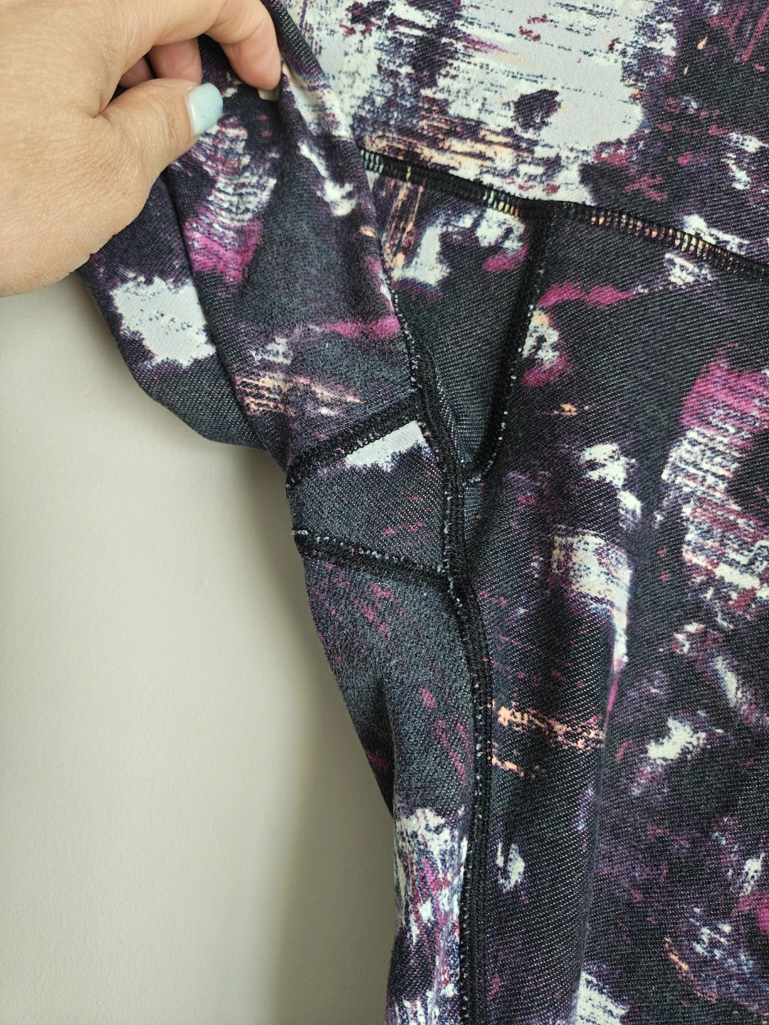 Lululemon Women's Printed Capri Leggings - photo 3