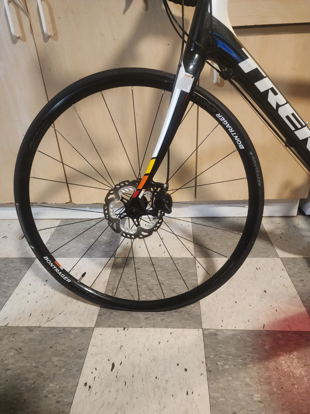 Trek Domane 4 Series Carbon - photo 5