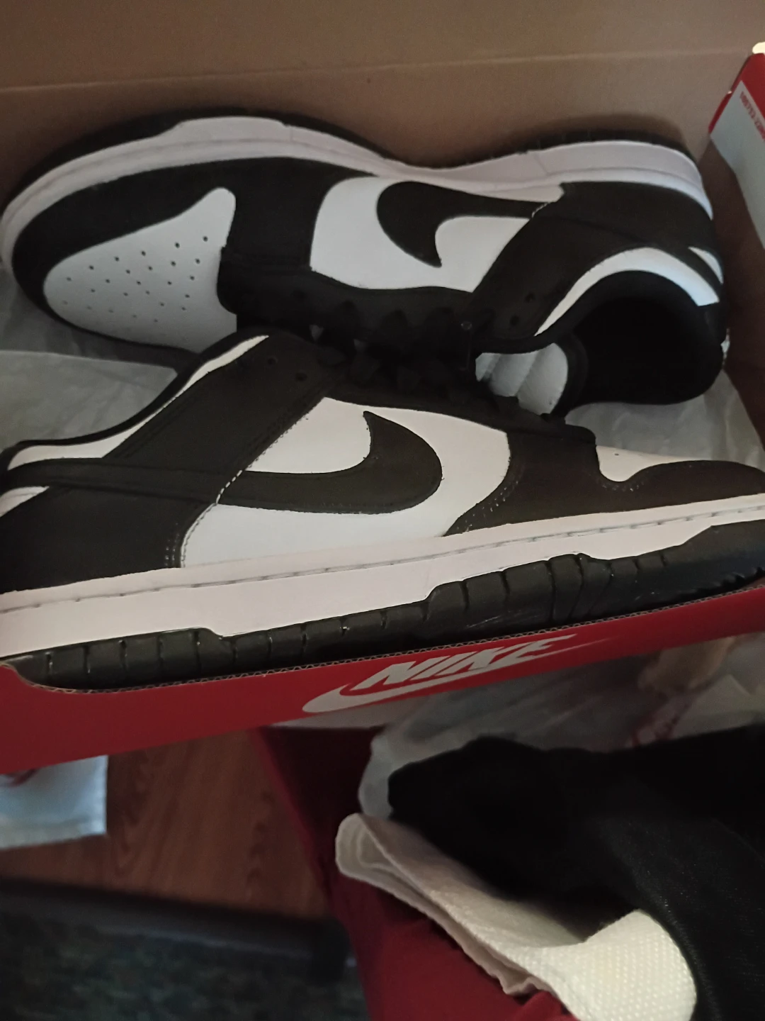Ladies Nike Dunk Low Retro White Black Panda Men's Shoes