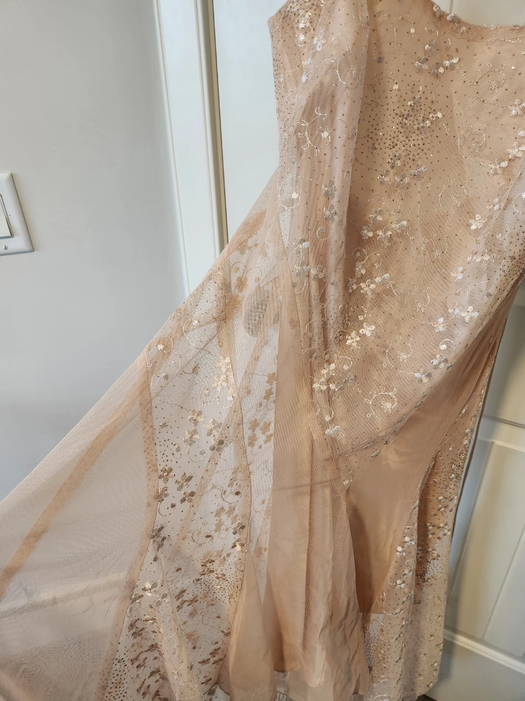 Gold Sequin Tulle Dress - photo 2