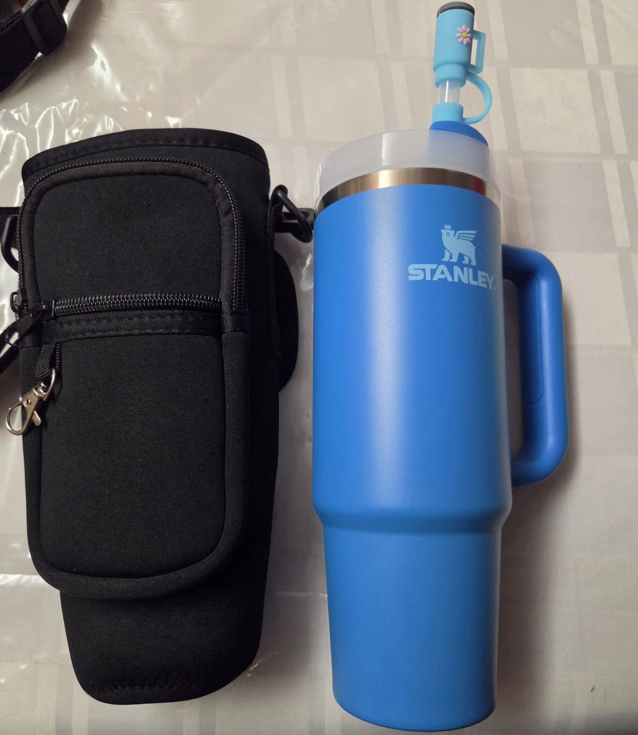 Stanley 30oz Tumbler with Straw and Black Carrier Sleeve - photo 3
