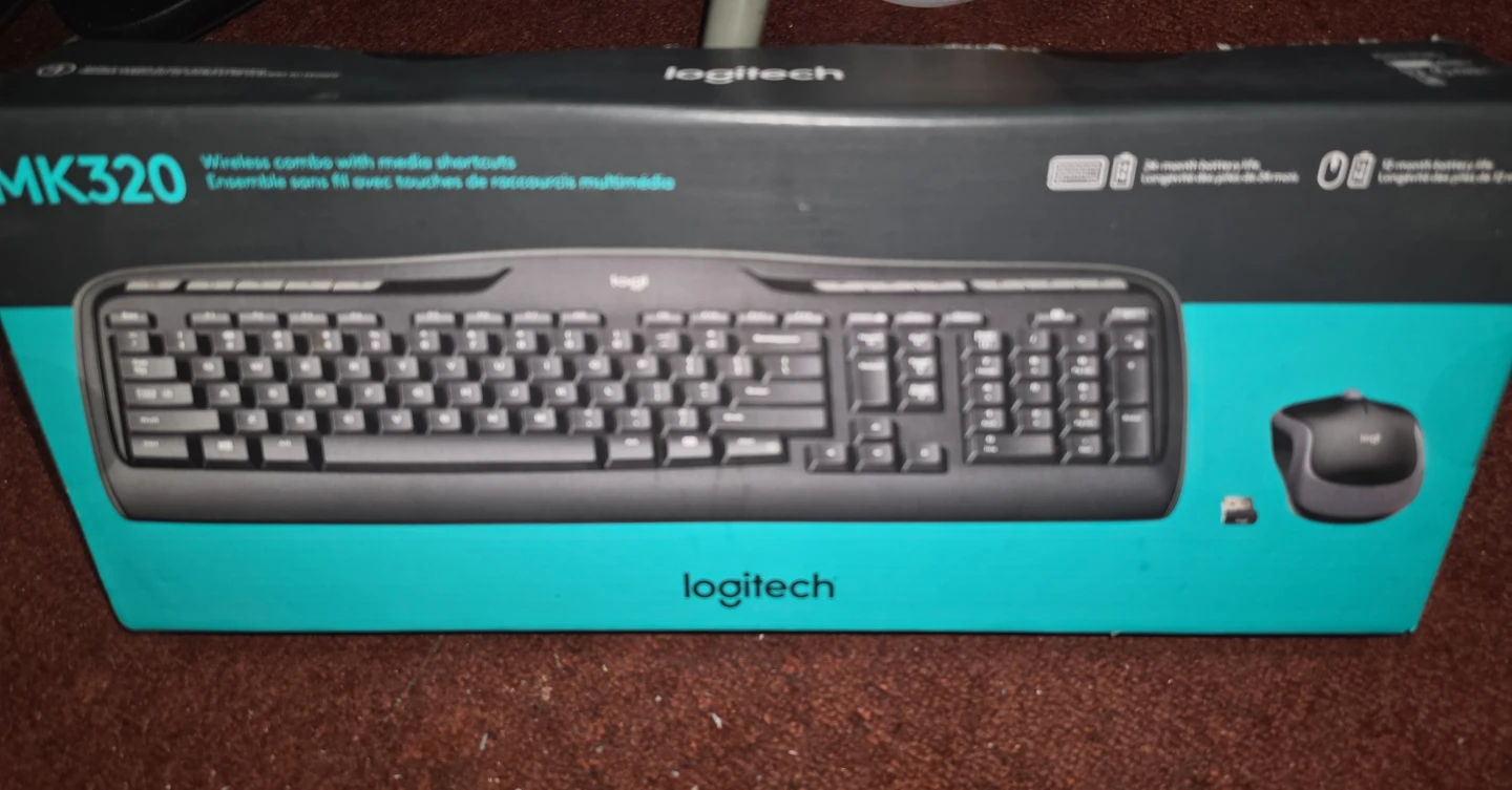 Logitech MK320 Wireless Keyboard and Mouse Combo