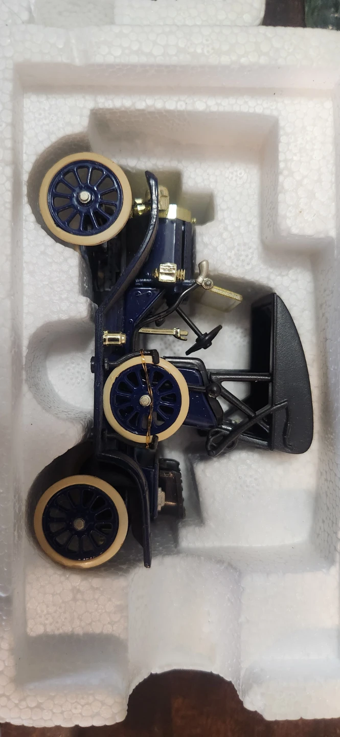 NATIONAL MUSEUM 1/32,DIECAST, 1909 FORD MODEL T