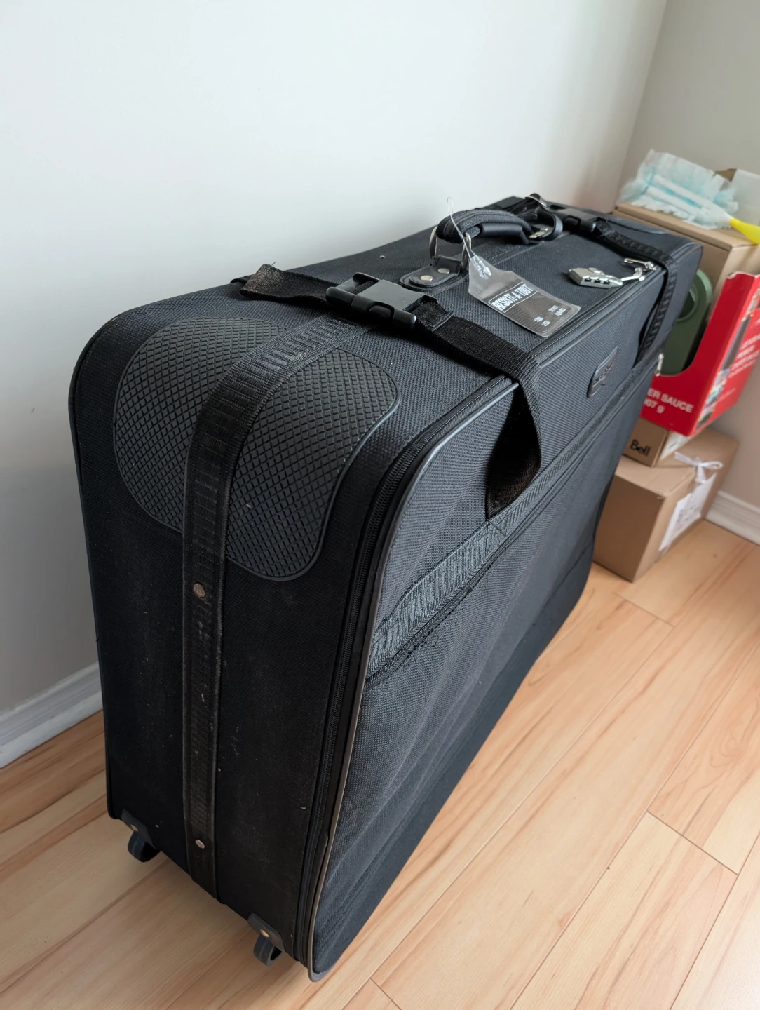 Black Delsey Luggage Suitcase - photo 3