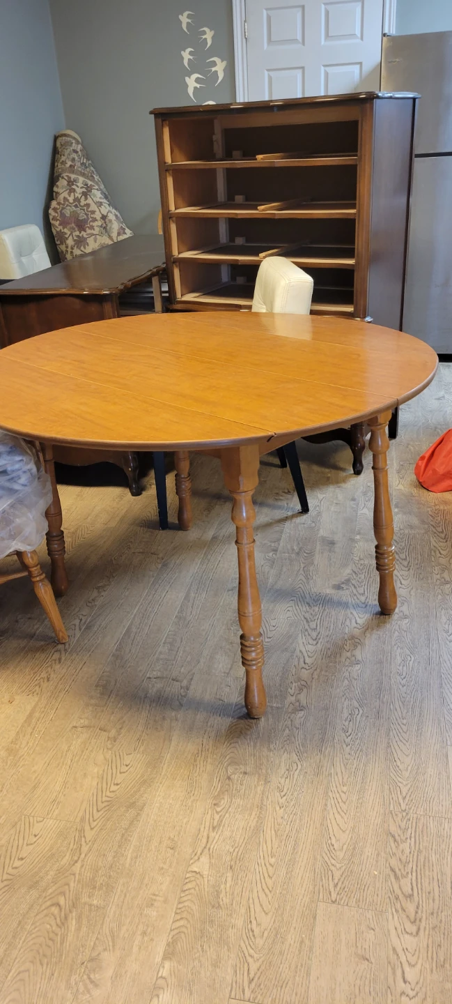 Free Drop Leaf Dining Table - Oak Finish