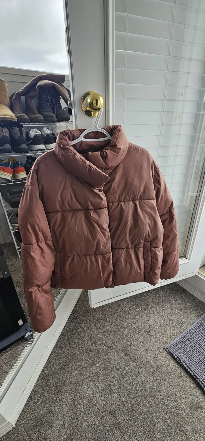 Old Navy Puffer Jacket - Size L