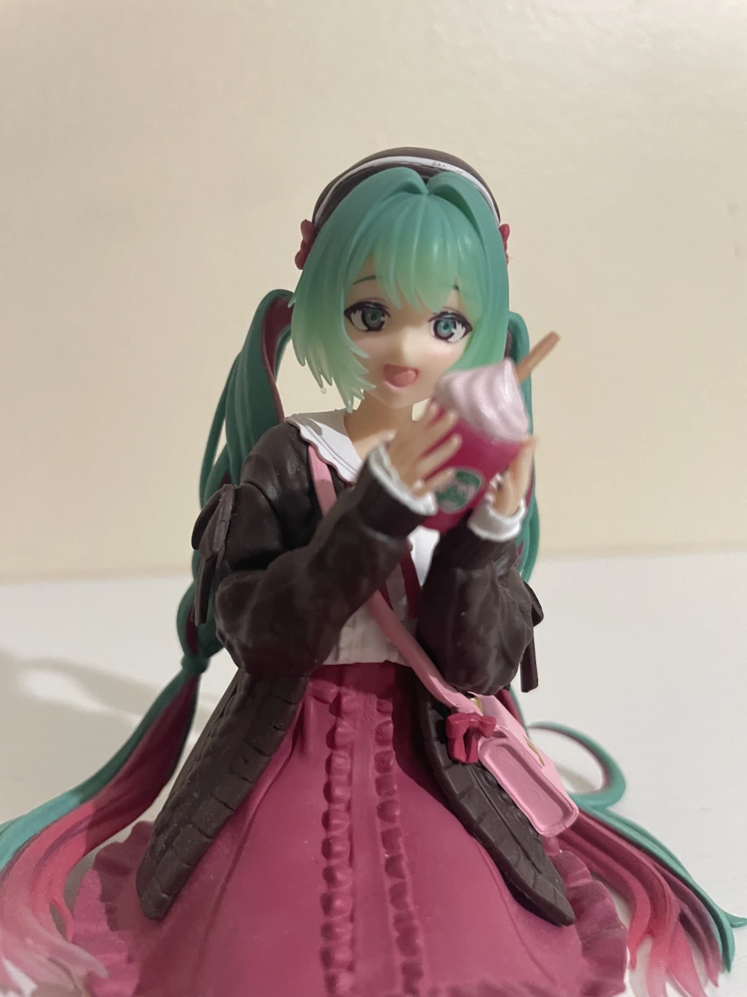 Authentic FURYU Hatsune Miku Autumn Date Pink Figure - photo 3