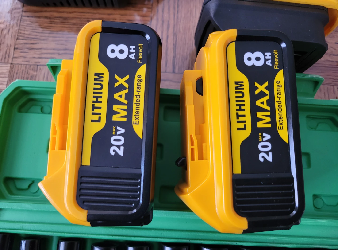 NEW Impact Wrench Kit with 2 8.0Ah Batteries & Accessories - photo 5