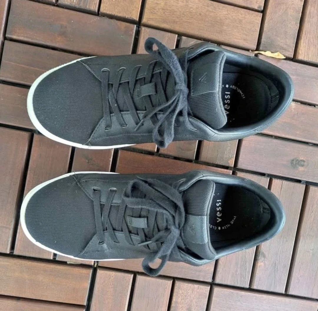 Vessi Soho Sneaker - men's 8