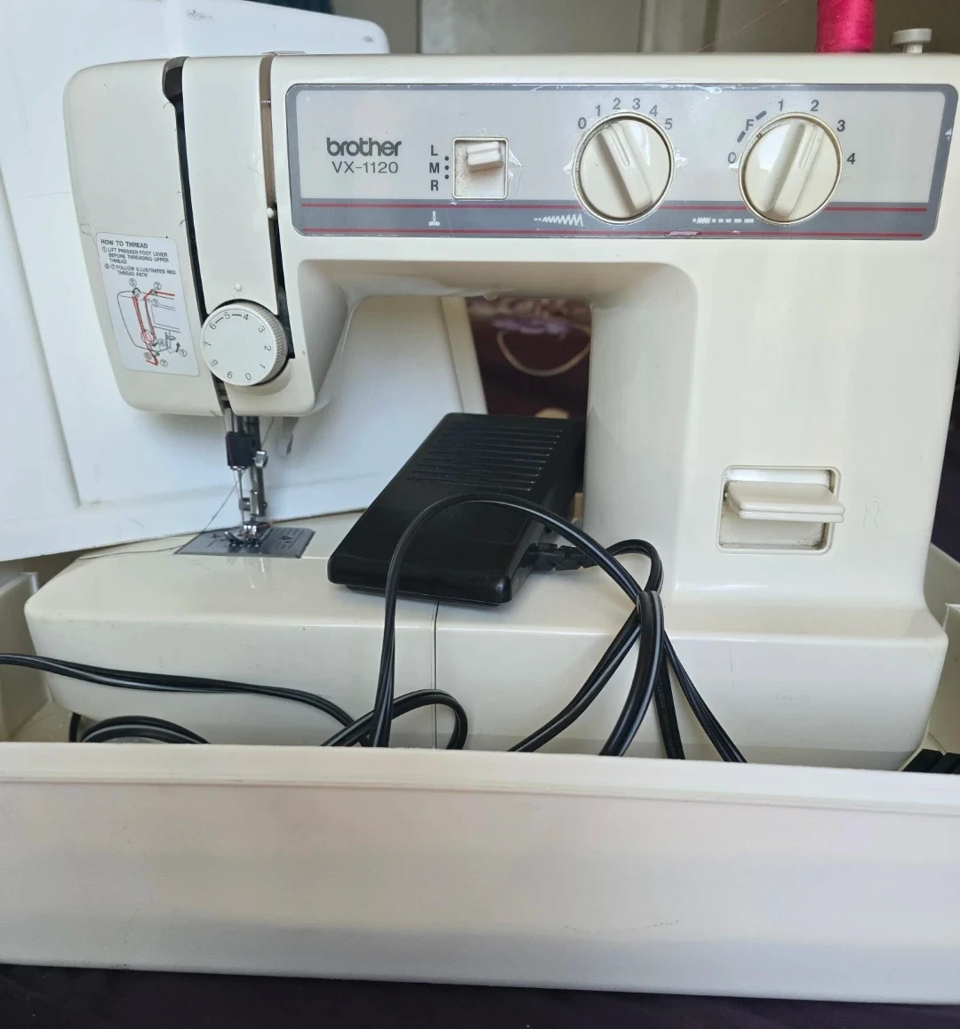 Brother VX-1120 Sewing Machine with Case - photo 3
