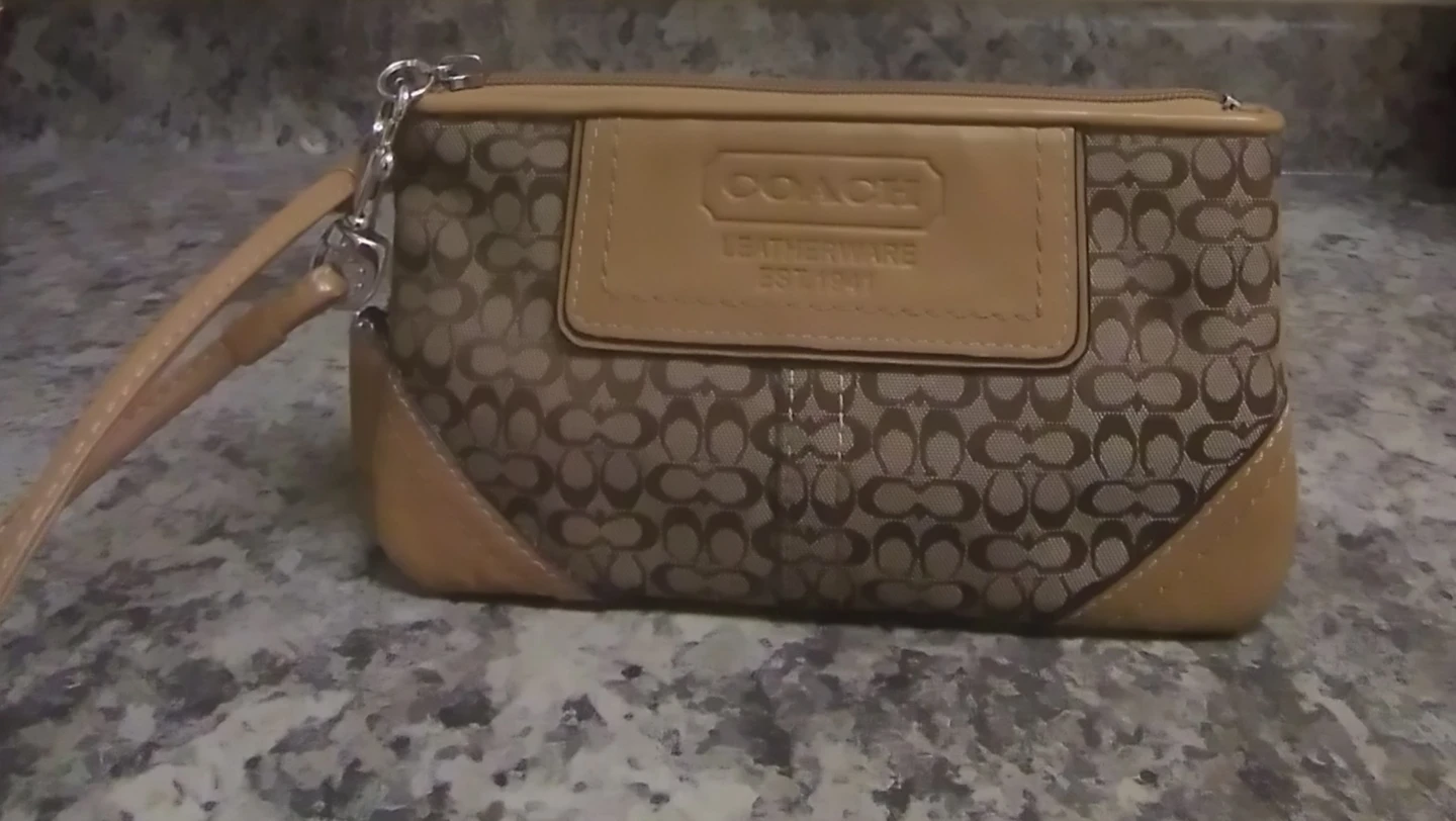 Coach leather Wristlet Clutch