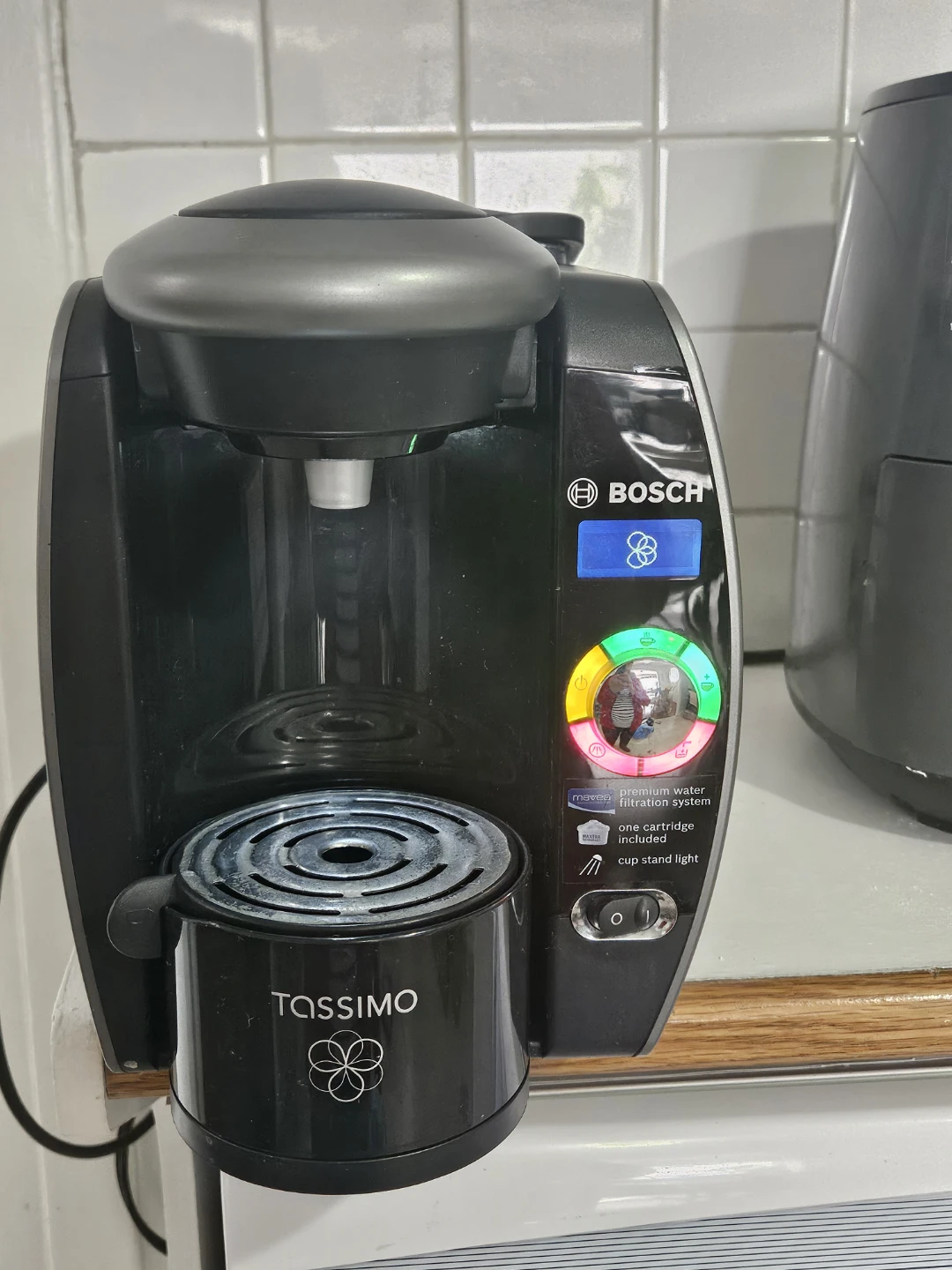Bosch Tassimo Coffee Machine - photo 2