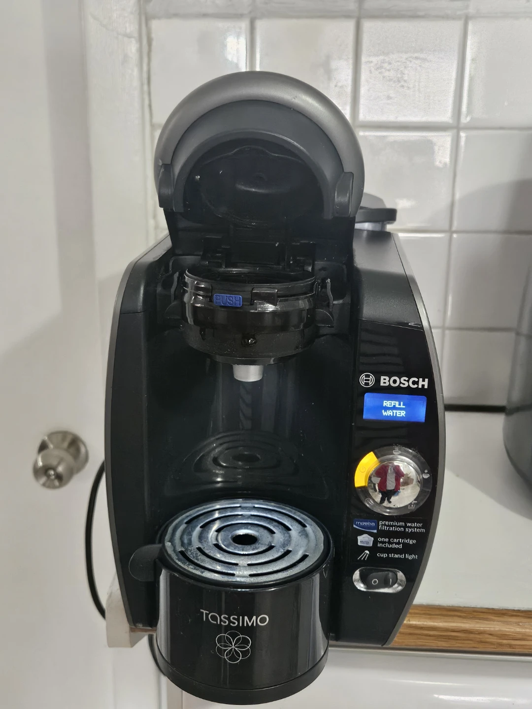 Bosch Tassimo Coffee Machine - photo 4