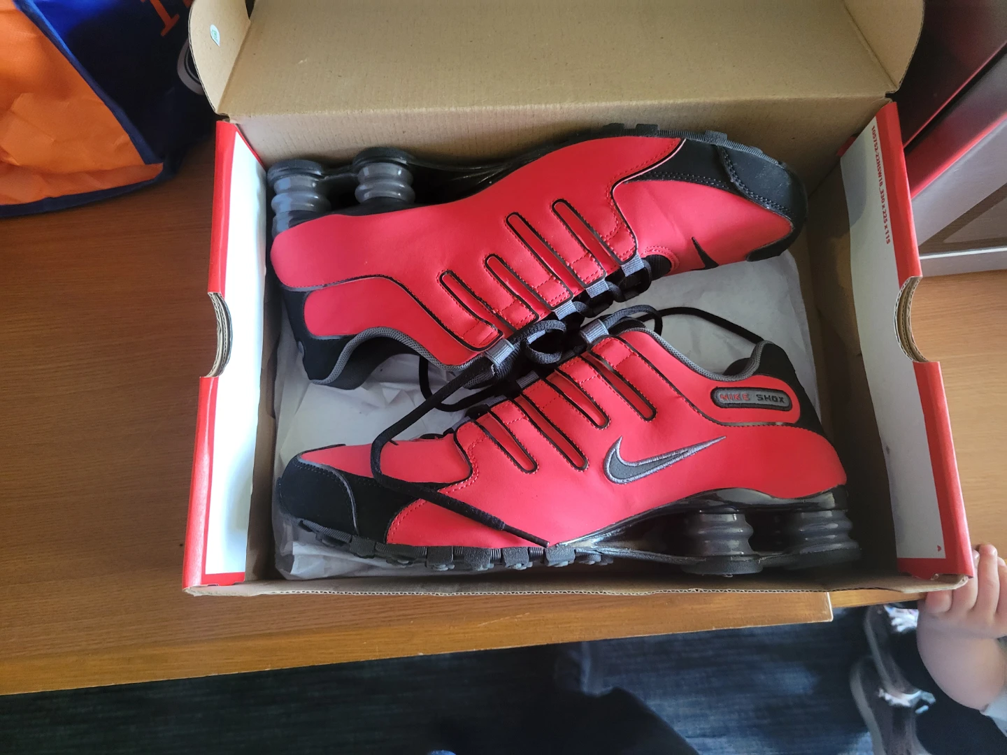 Nike Shox R4 Men's Running Shoes - Red/Black - photo 2