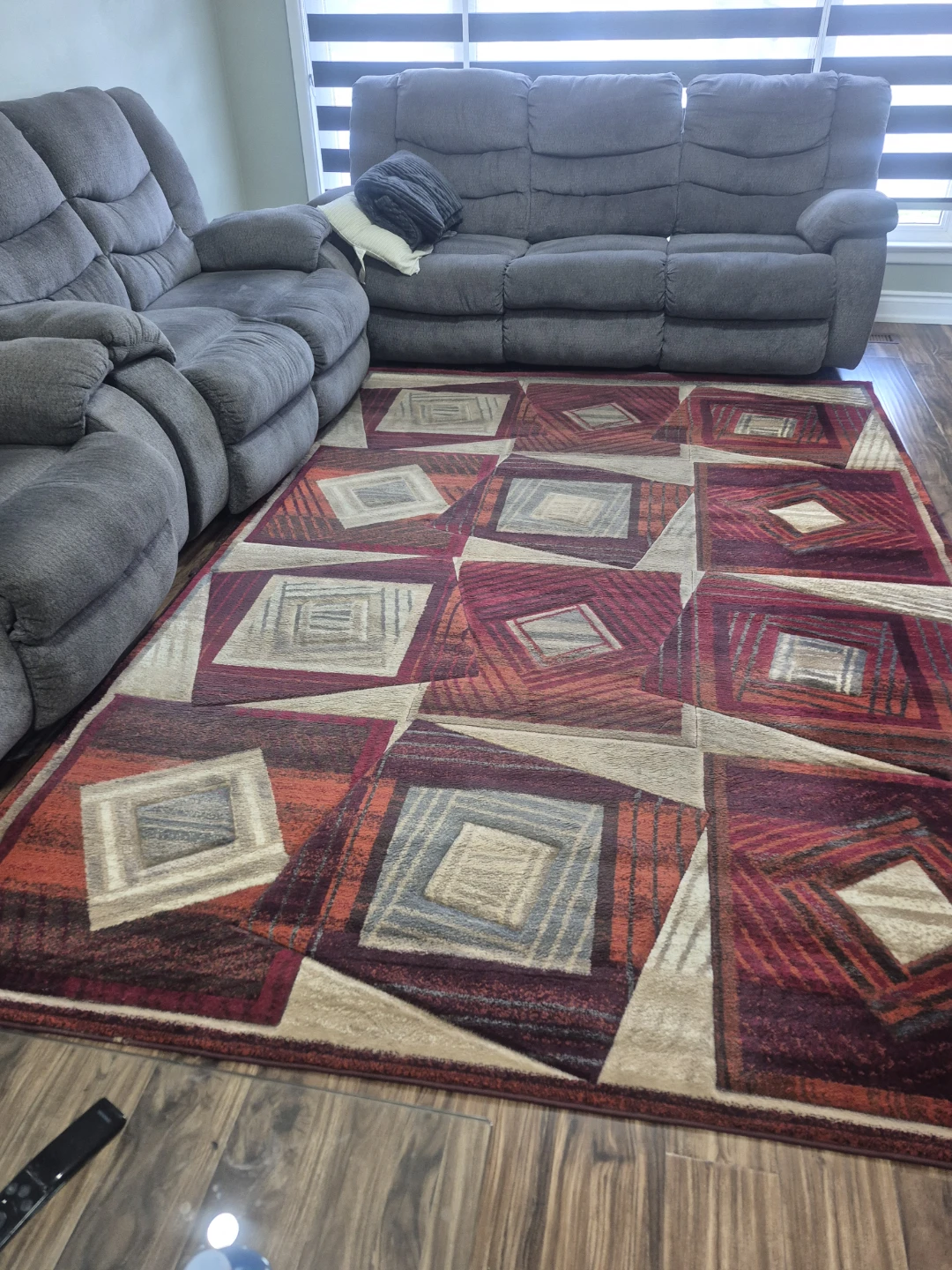 Area Rug - Geometric Pattern - photo 2
