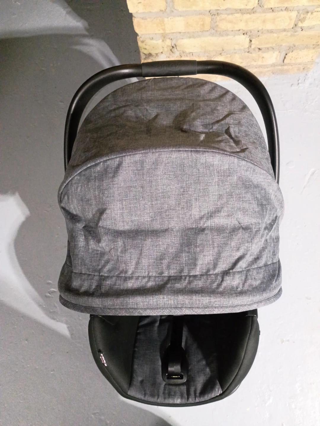 Britax Infant Car Seat with Base - photo 2