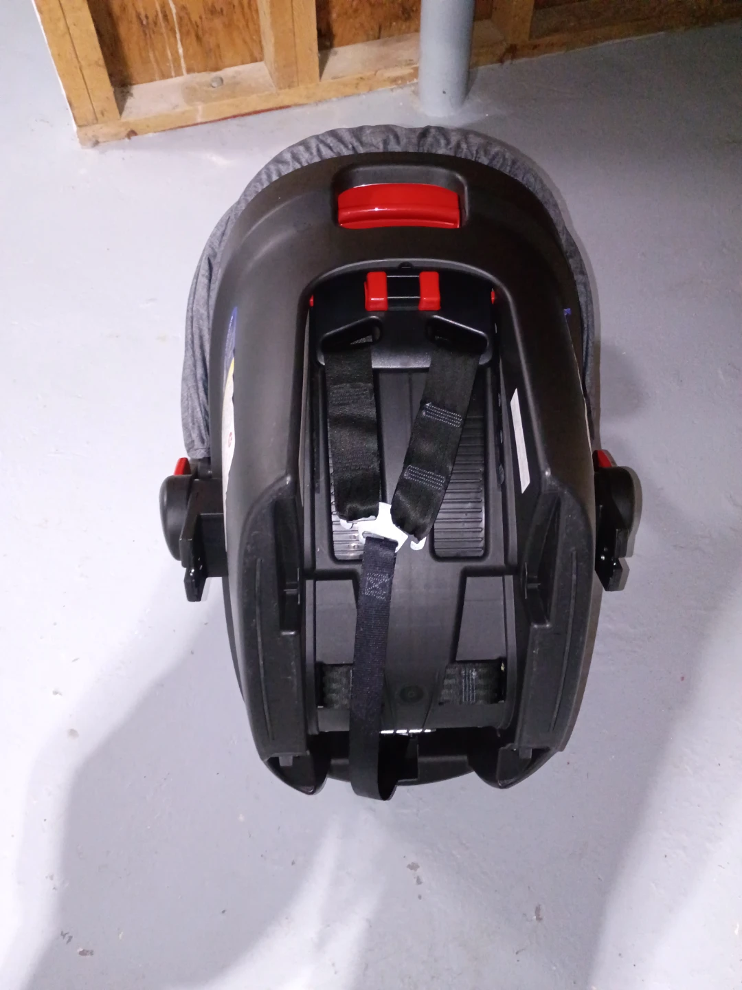 Britax Infant Car Seat with Base - photo 4
