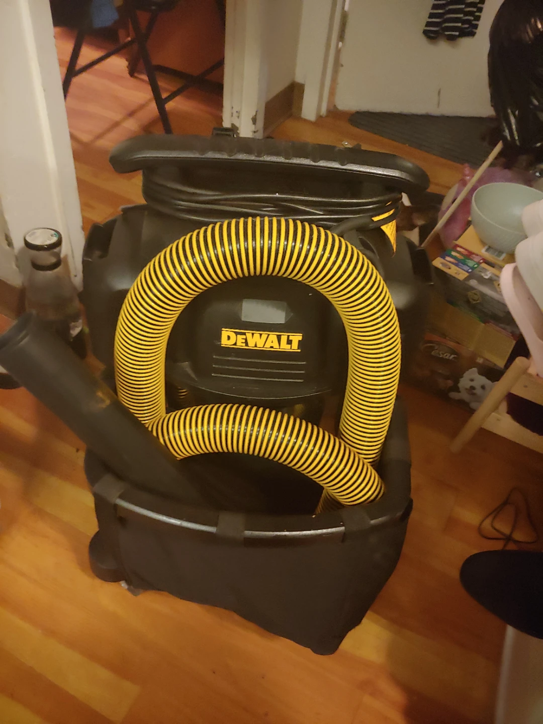 DEWALT 38L 10 Gallon Wet/Dry Vacuum - photo 3