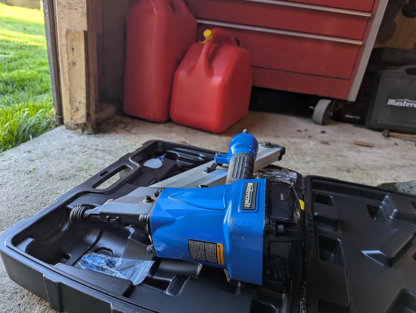 Mastercraft Framing Nailer - photo 2