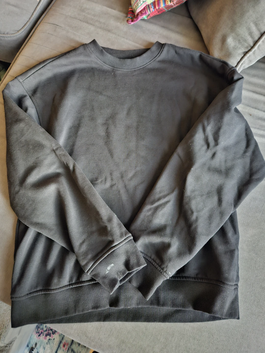 H&M Black Loose Fit Crewneck Sweatshirt - Size L