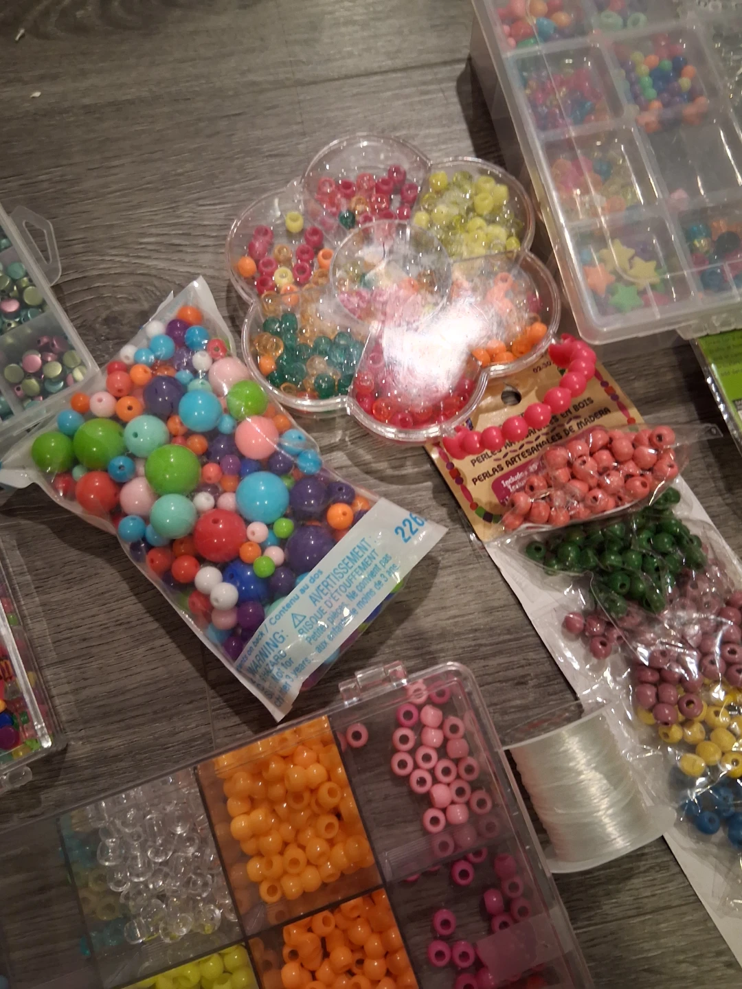 Elmer's Beads Perles Crafting Lot - photo 5