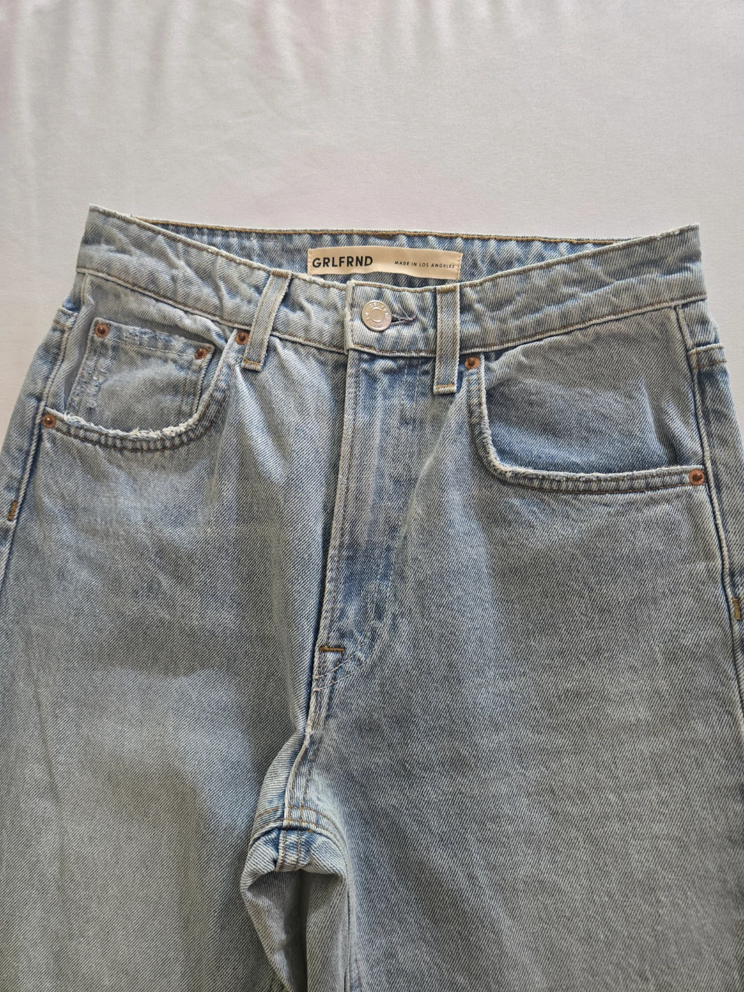 GRLFRND Light Wash Denim Jeans - Size 25