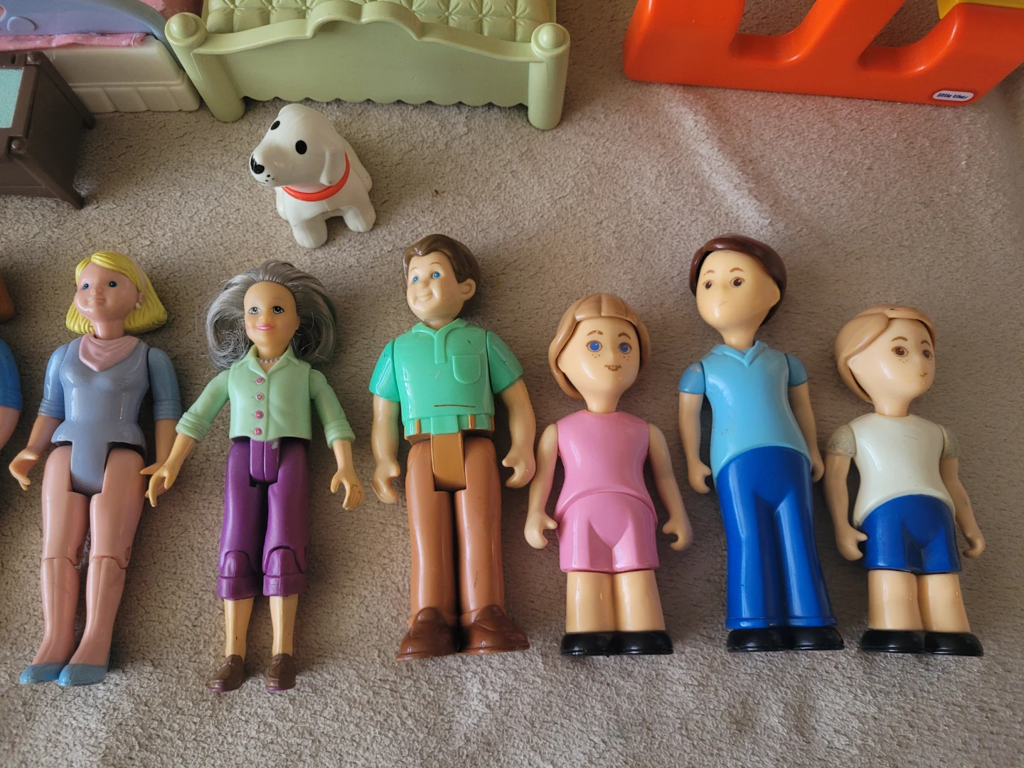 Collectible toys F.P. loving family,  Little Tikes,  Playskool - photo 2