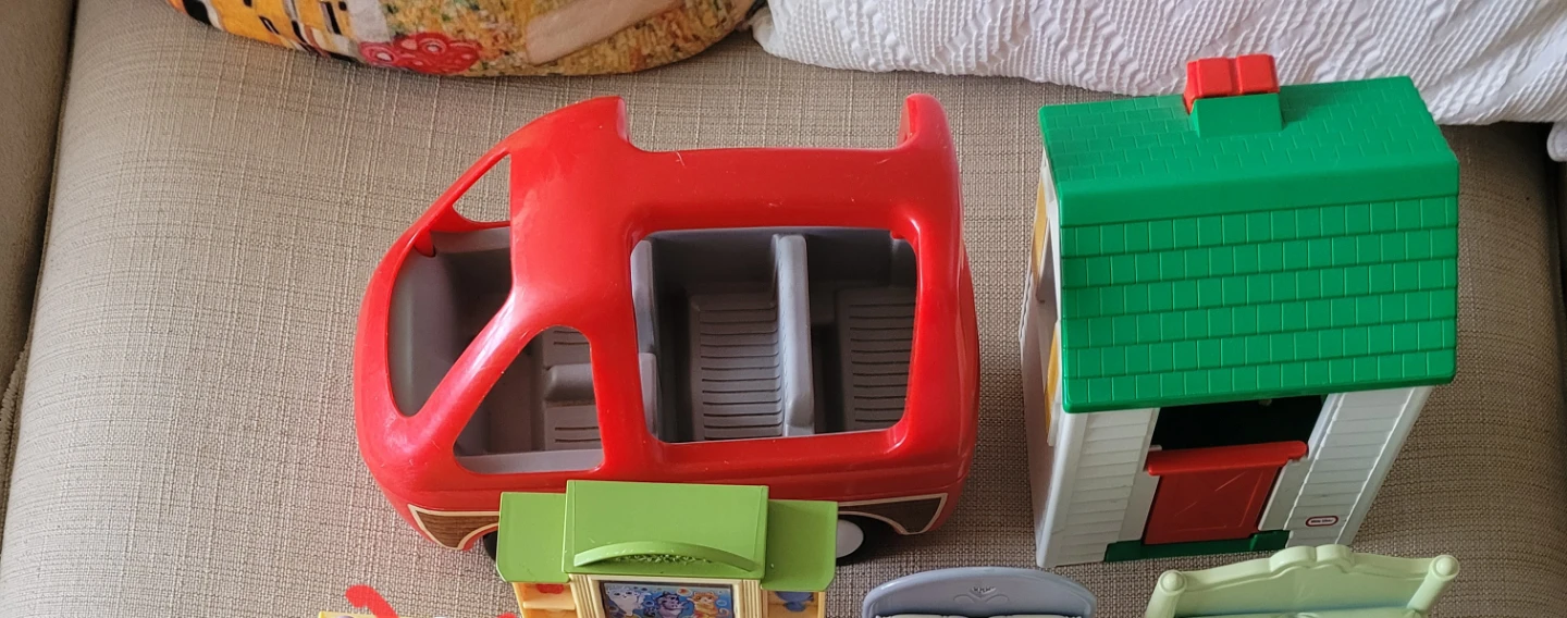 Collectible toys F.P. loving family,  Little Tikes,  Playskool - photo 3