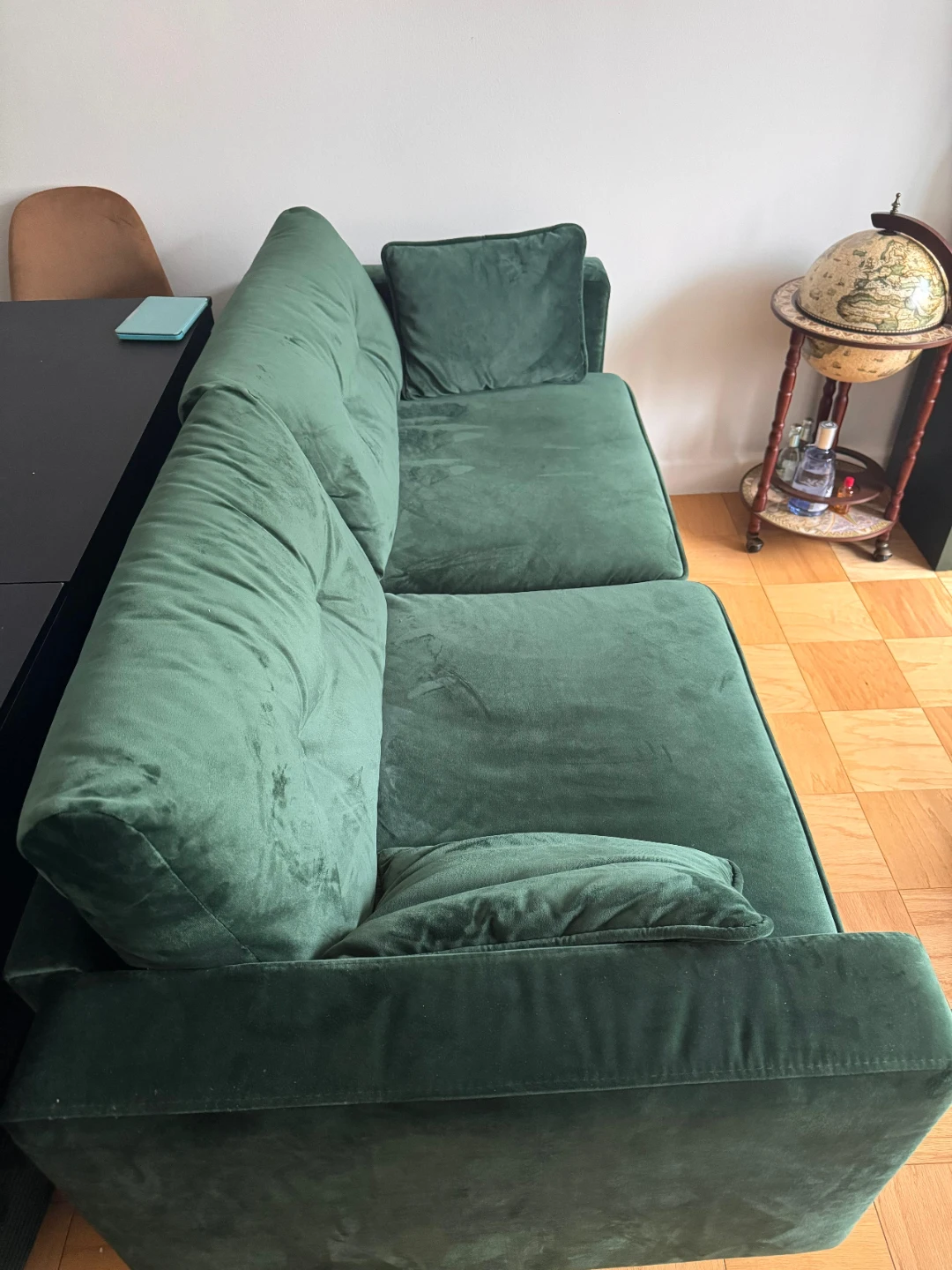 Green Velvet sofa / couch - photo 2