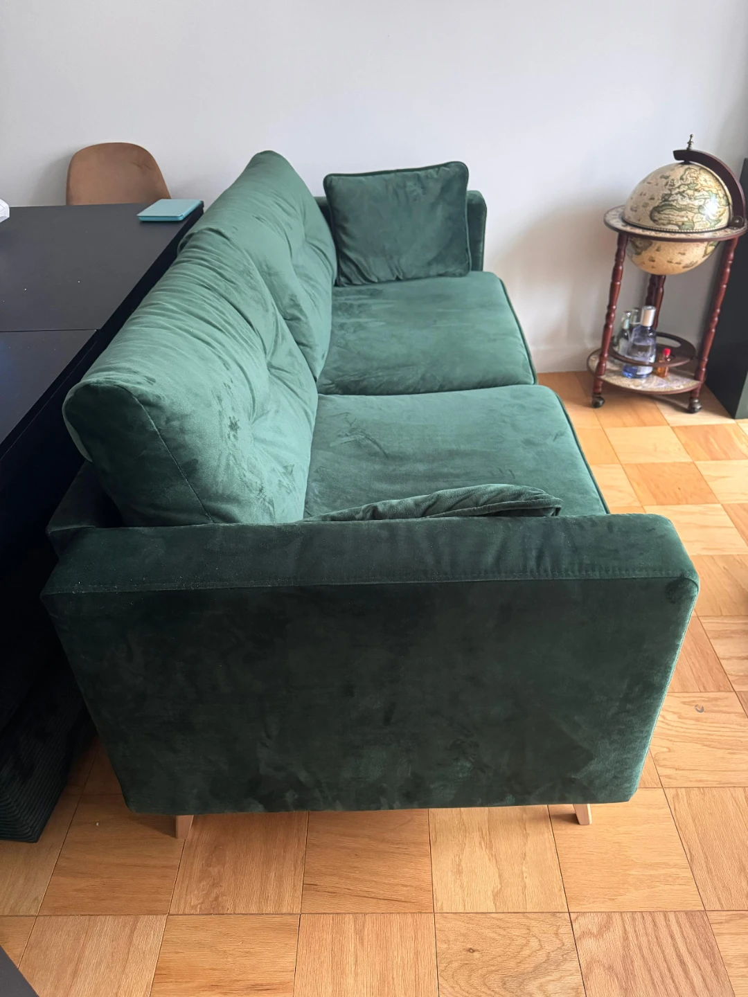 Green Velvet sofa / couch - photo 4