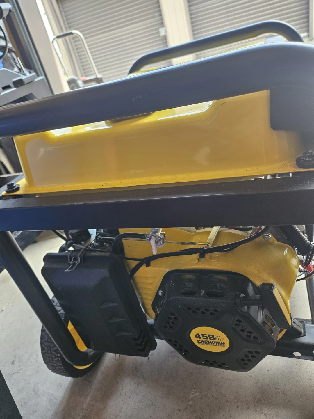 Champion 11250 Starting Watts Generator - photo 3
