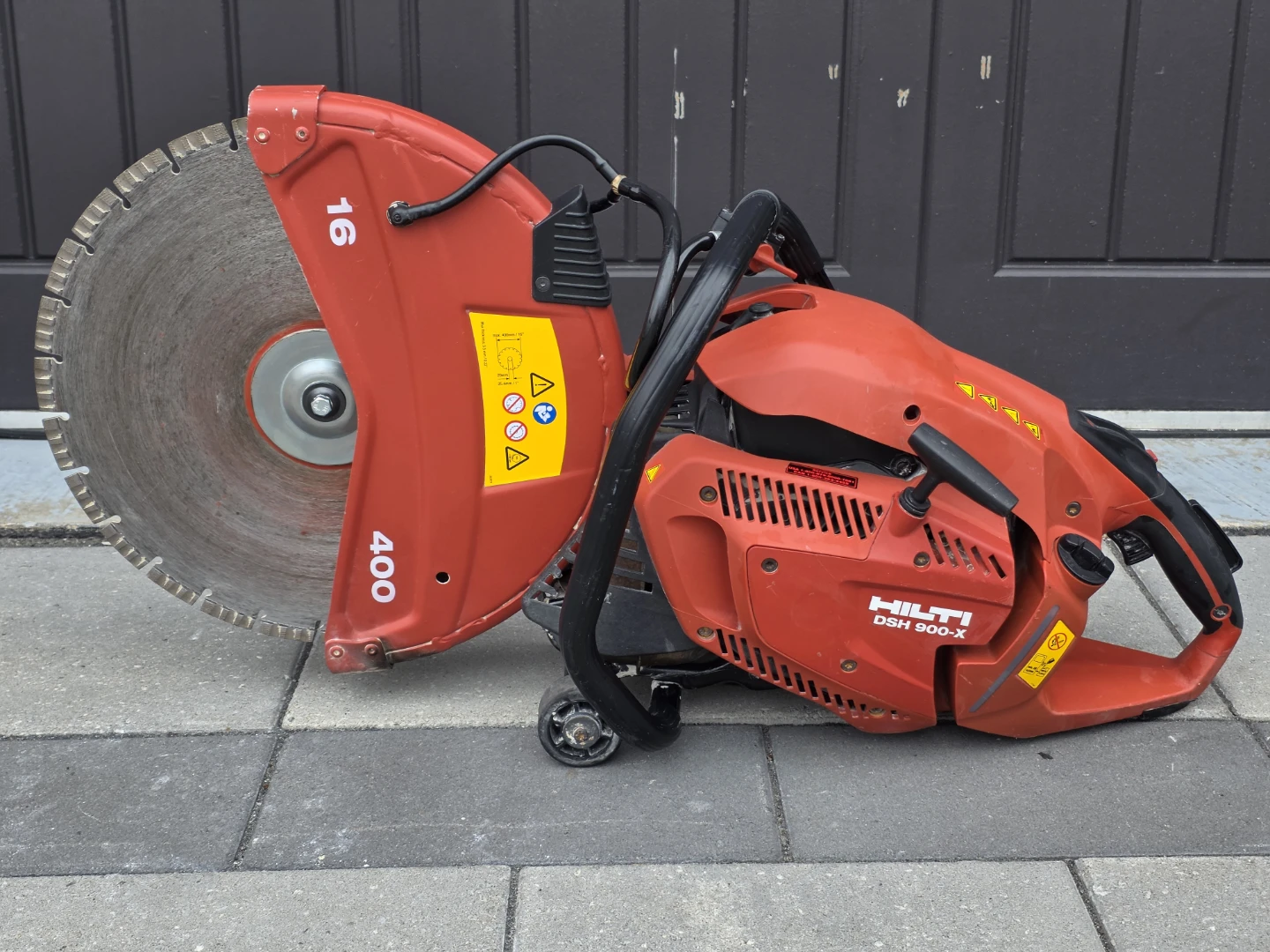 HILTI DSH 900 X Concrete Saw w/ Diamond Blade like new