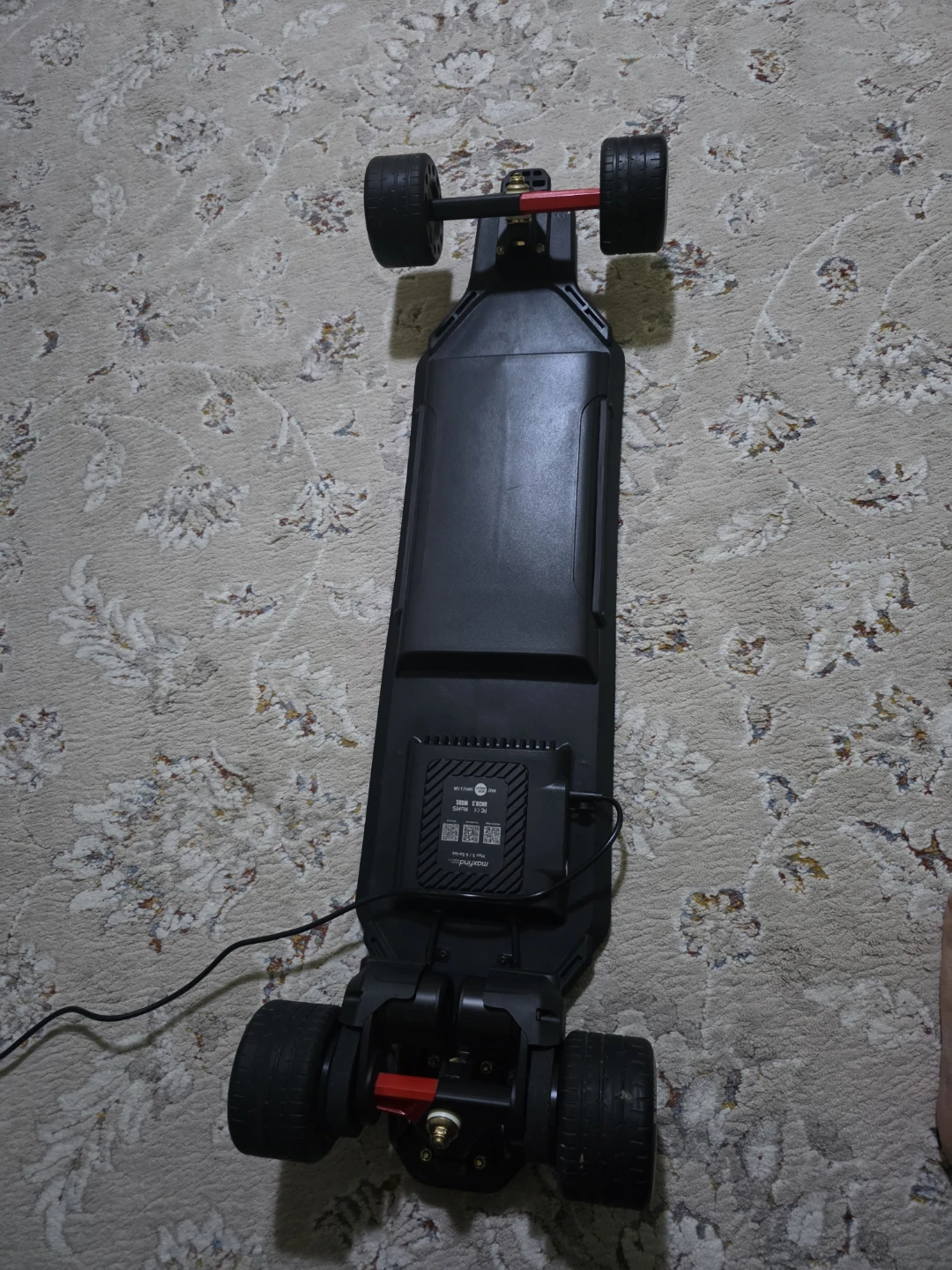 Maxfind Max G Electric Skateboard with cloud wheels - photo 4