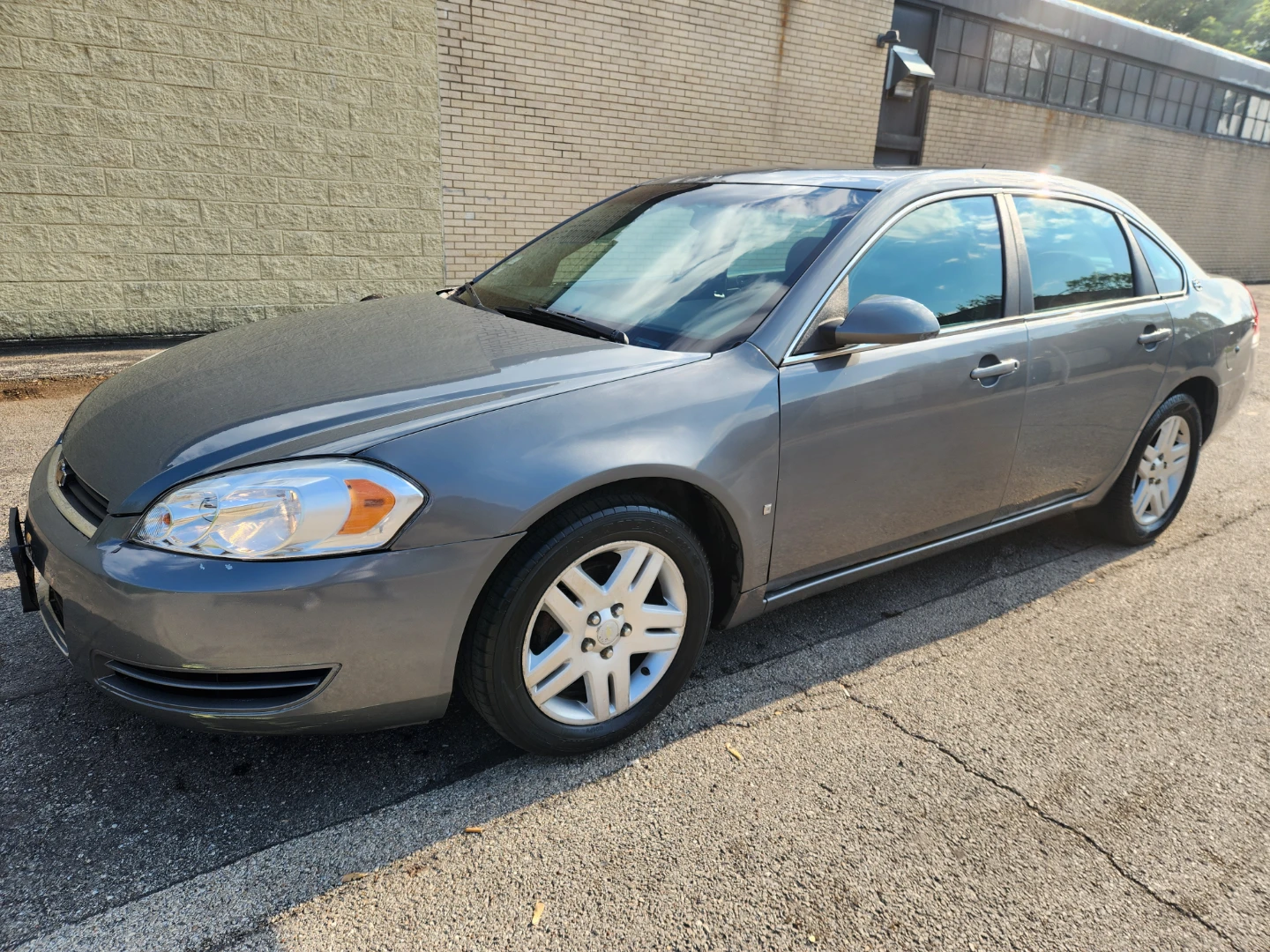2008 Chevy Impala LS - photo 2