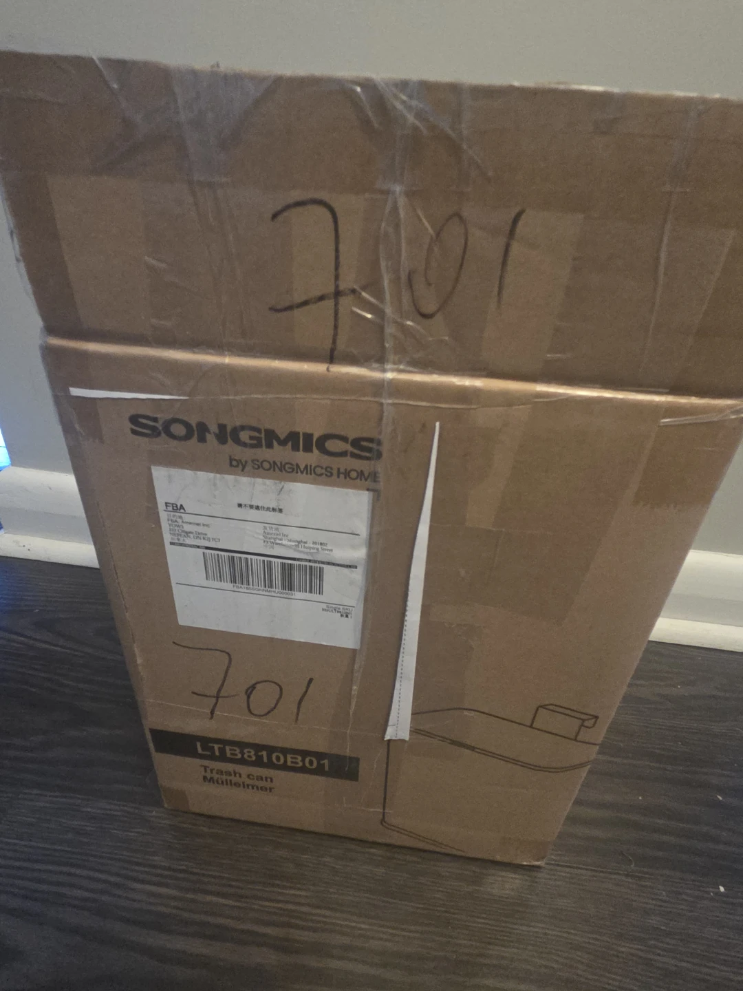 SONGMICS Black Trash Can with Lid (8L) - photo 4