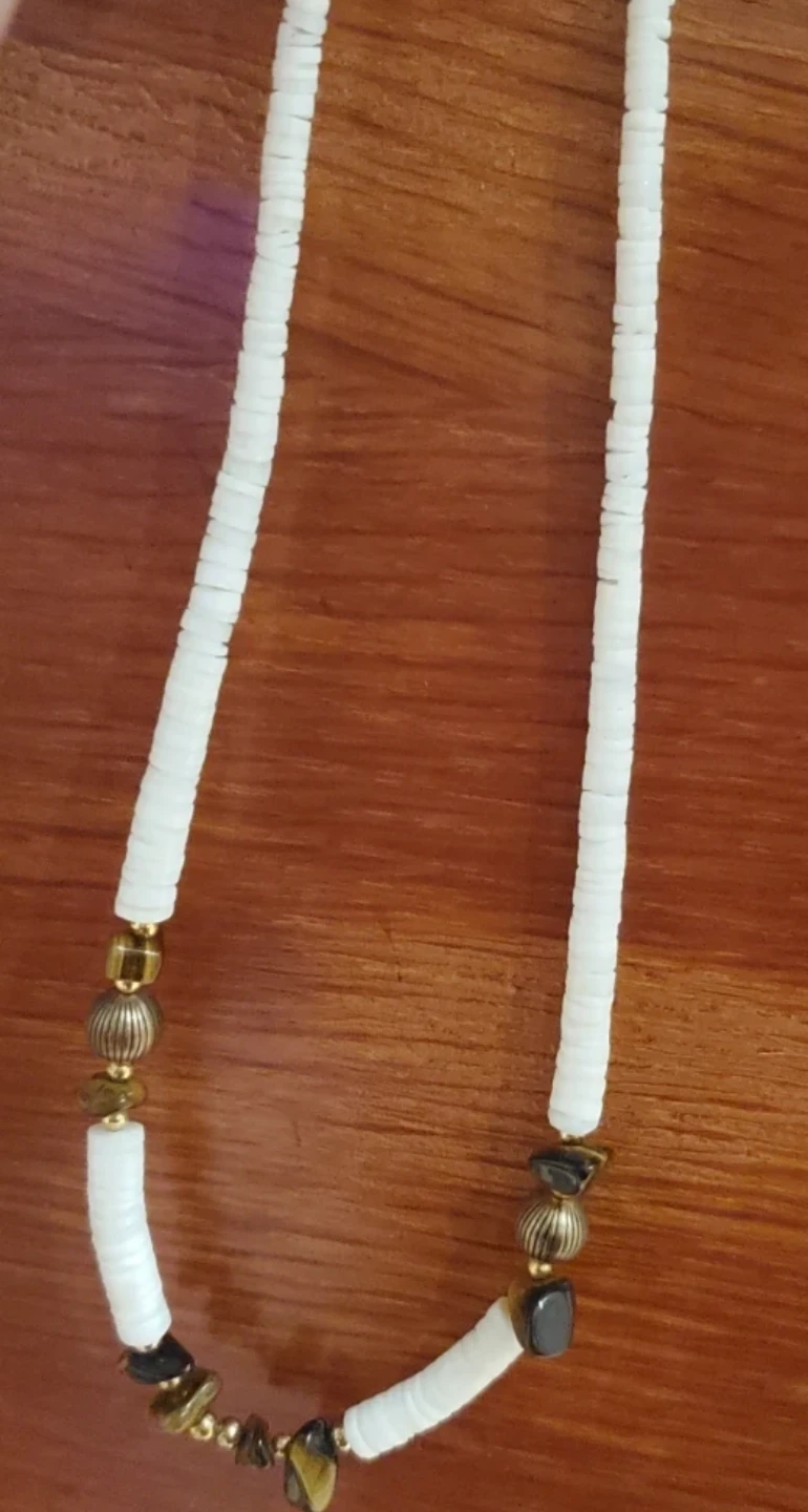 White Heishi Bead and Tiger's Eye Necklace - photo 3