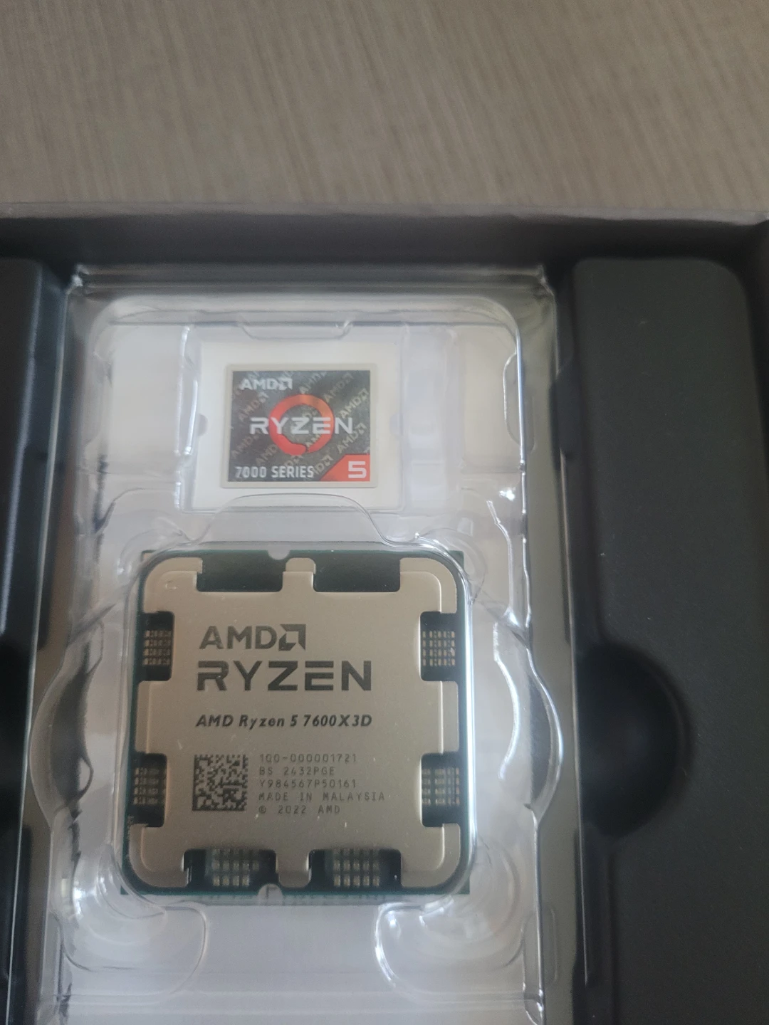 AMD Ryzen 5 7600X3D 3D V-Cache Processor - photo 2