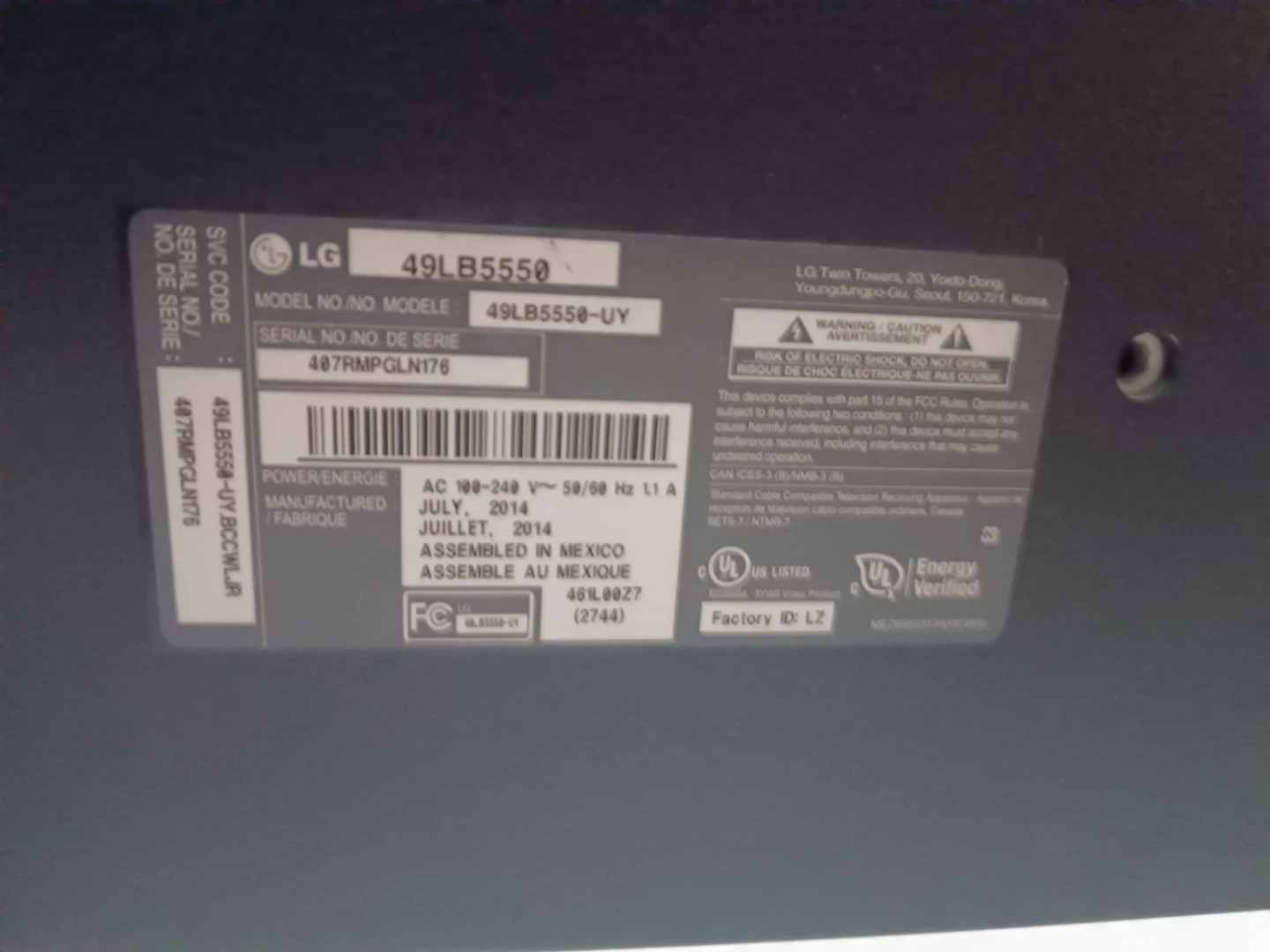 LG 49" TV - photo 4
