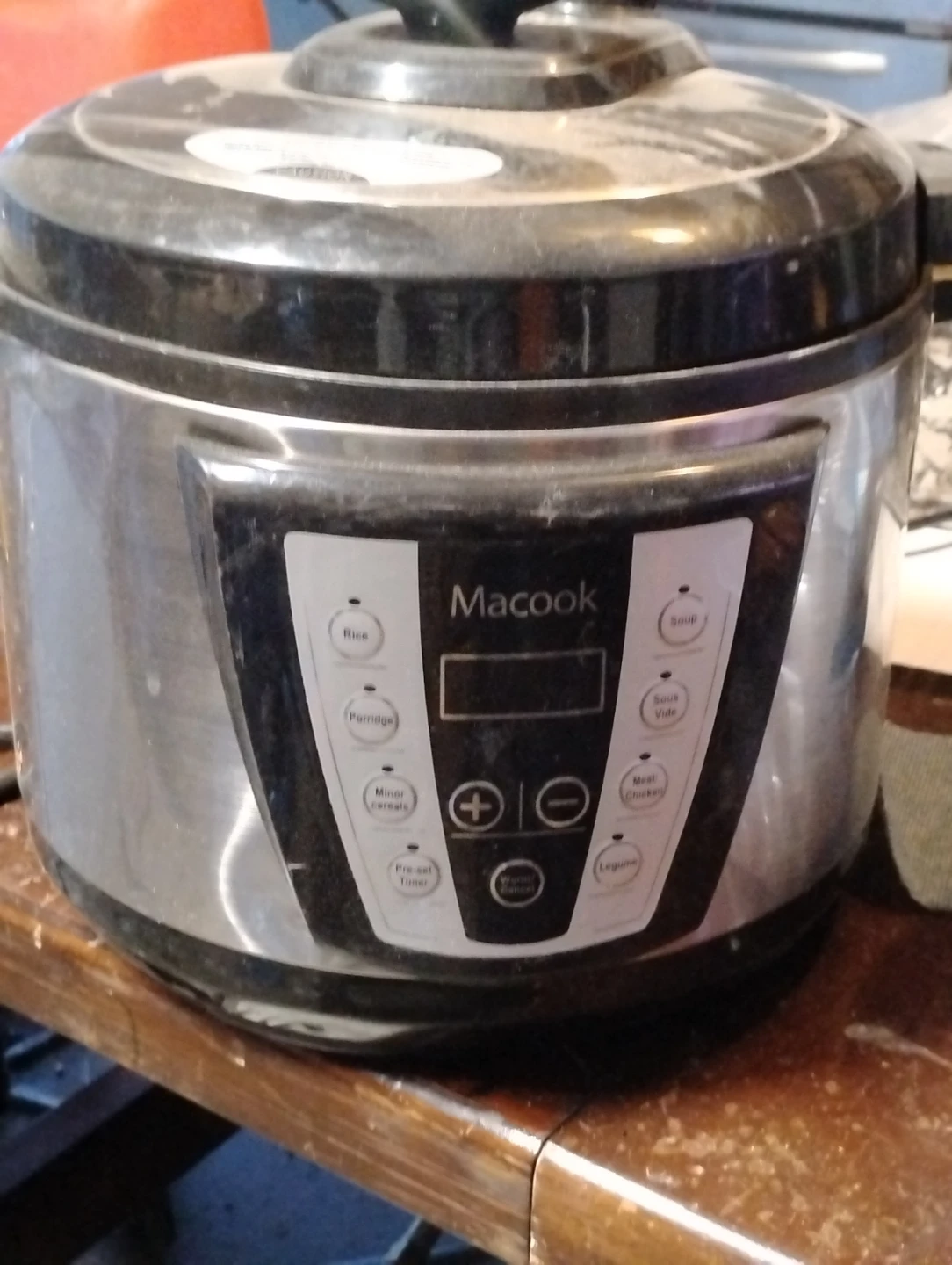 Macook pressure cooker