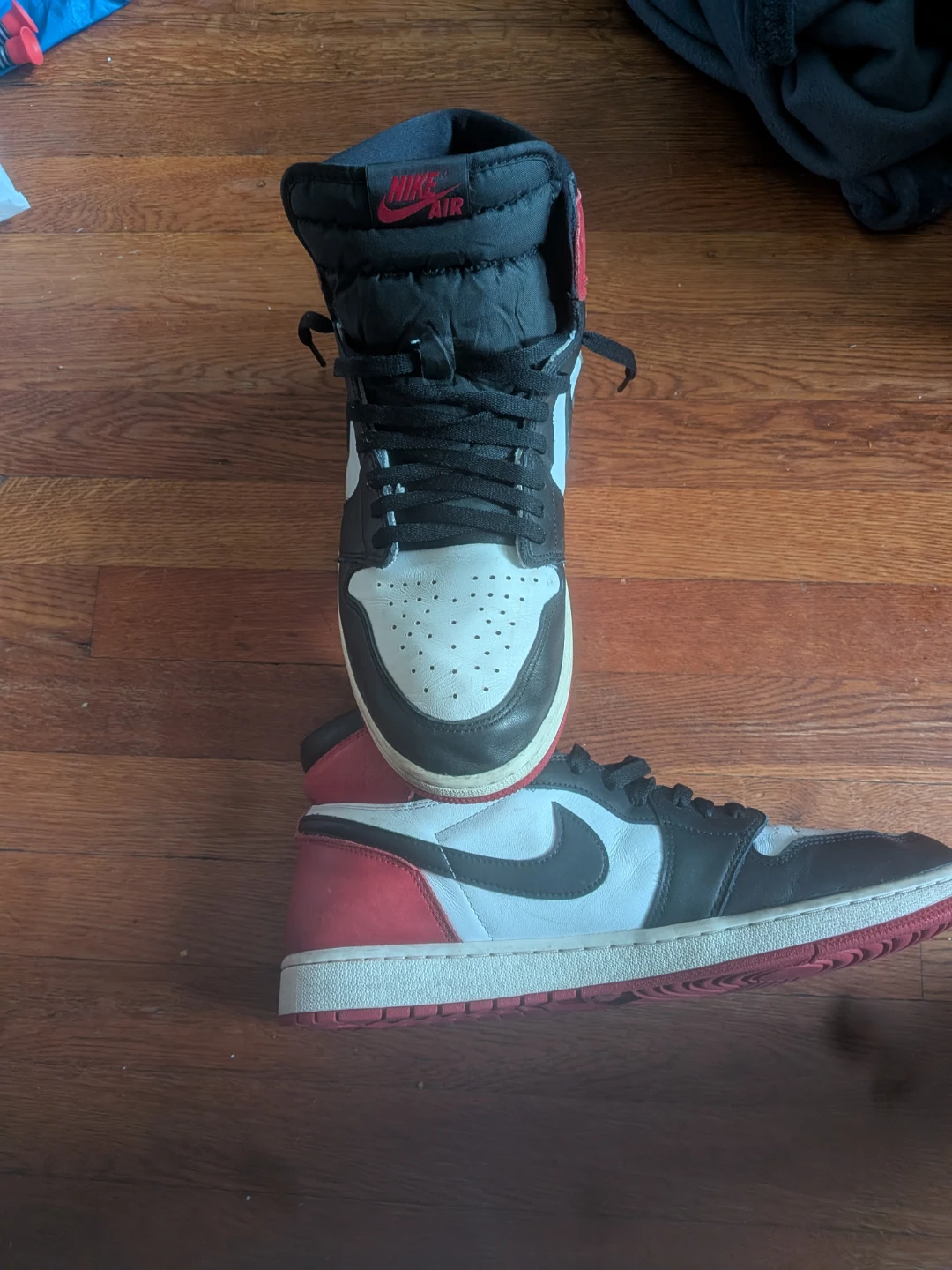 Air Jordan 1 High OG Chicago Sneakers - photo 3