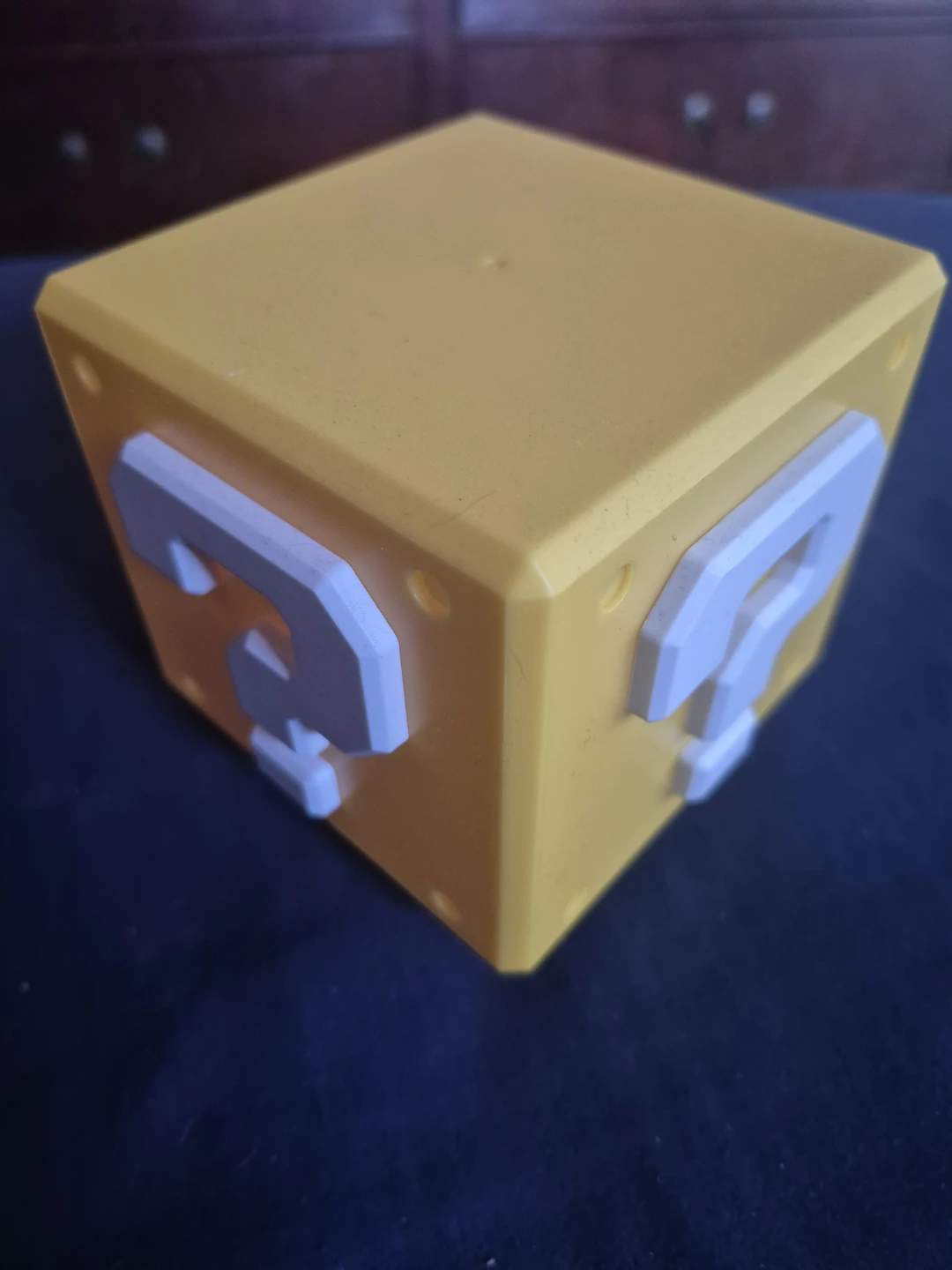 Paladone Super Mario Question Block LED light